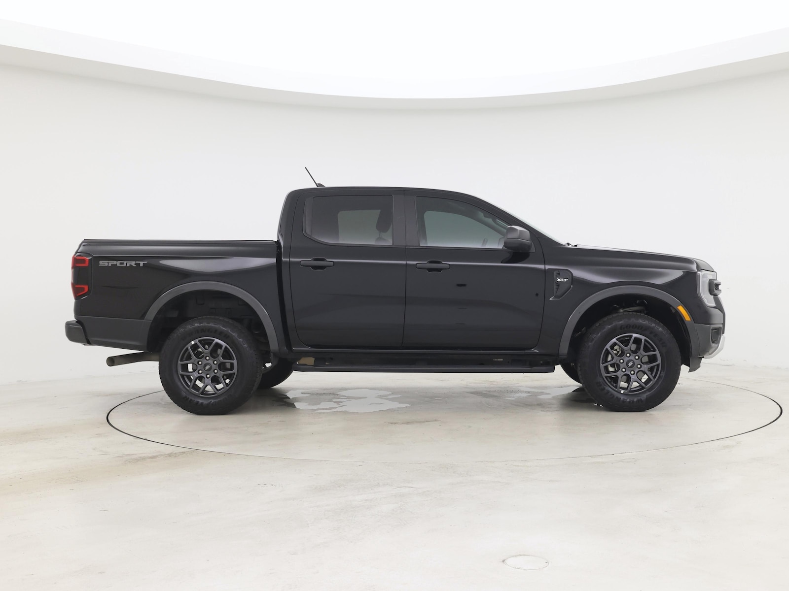 2024 Ford Ranger XLT - Photo 8