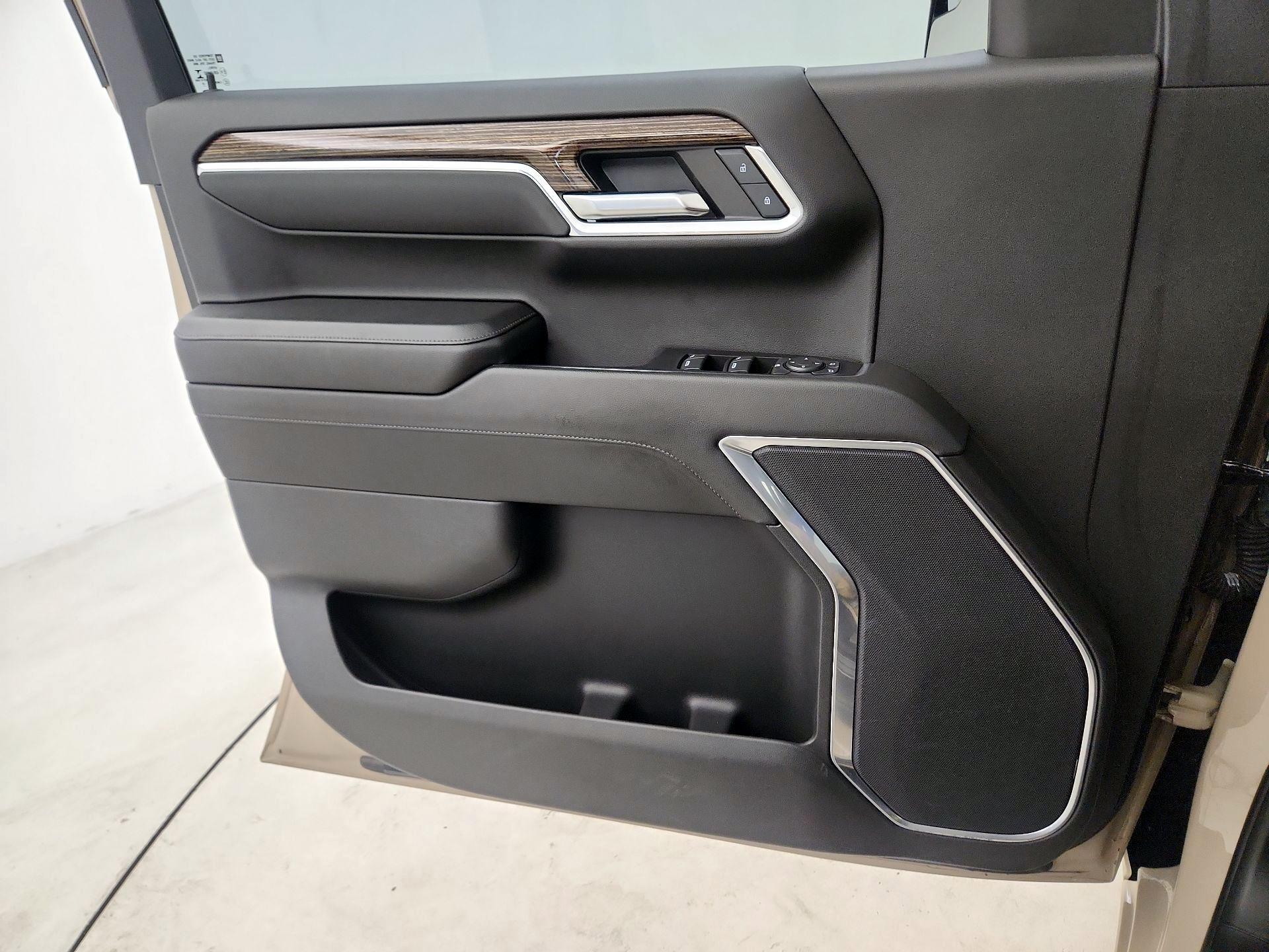 Thumbnail: 2022 GMC Sierra 1500 - 10