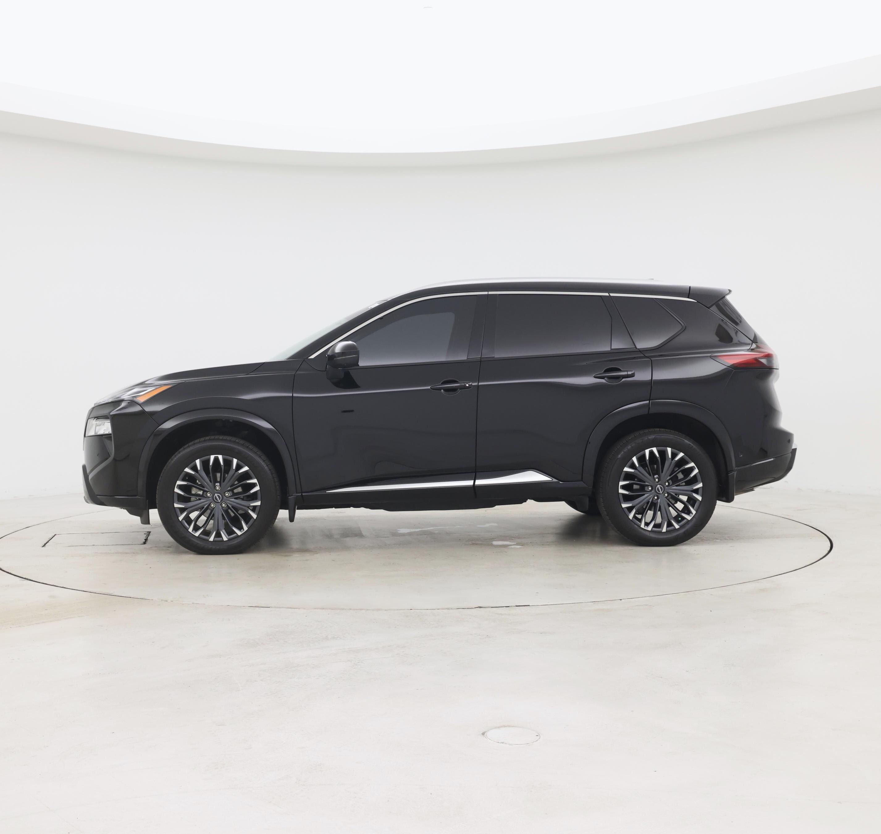 Thumbnail: 2025 Nissan Rogue - 3