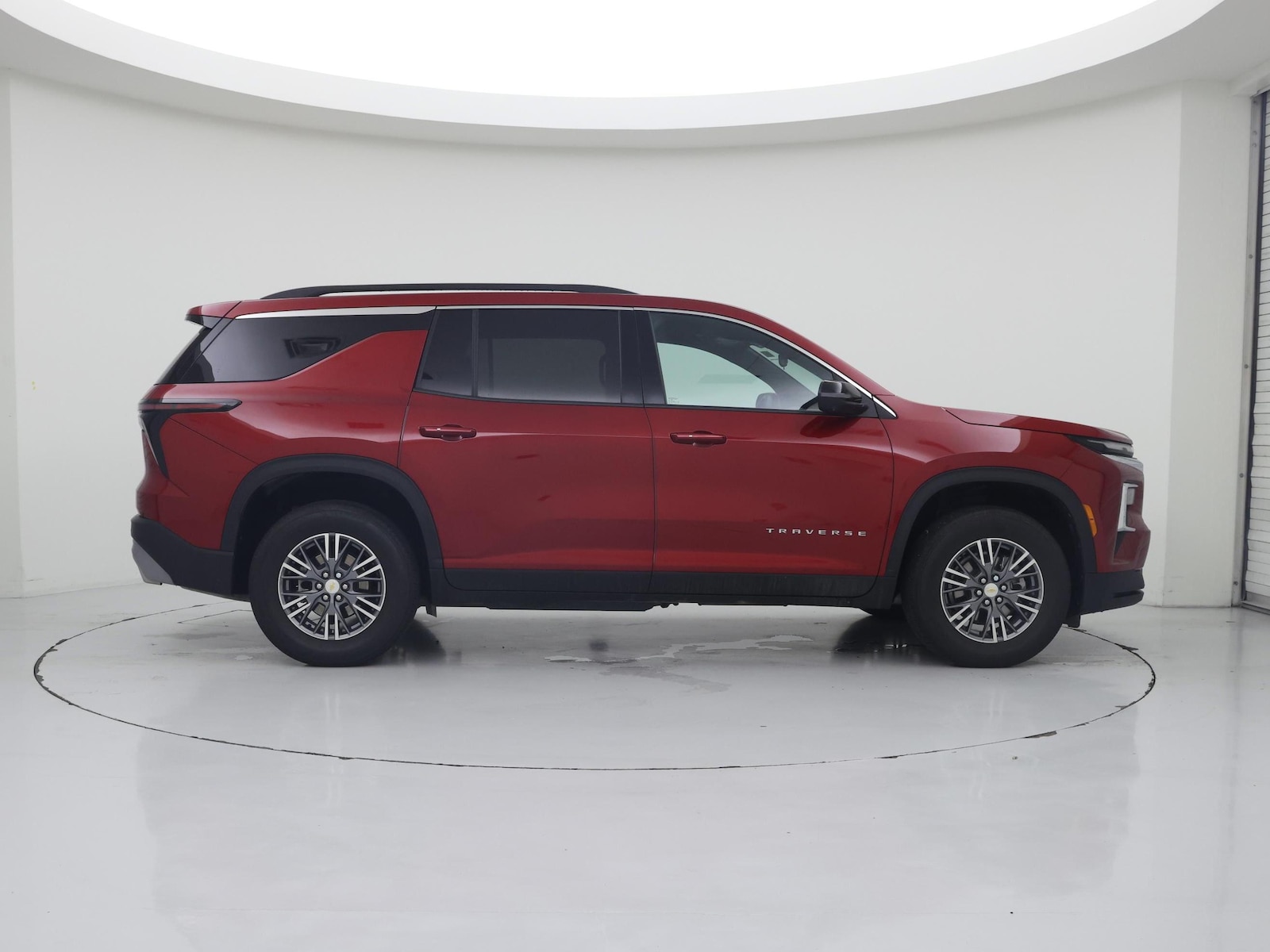 2025 Chevrolet Traverse LT - Photo 8