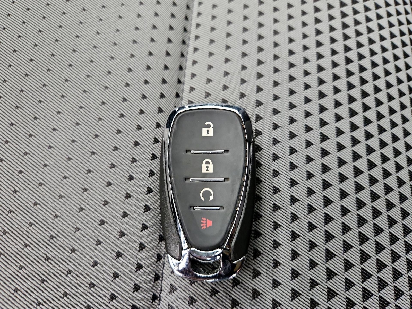 2024 Chevrolet Trax LT - Photo 23