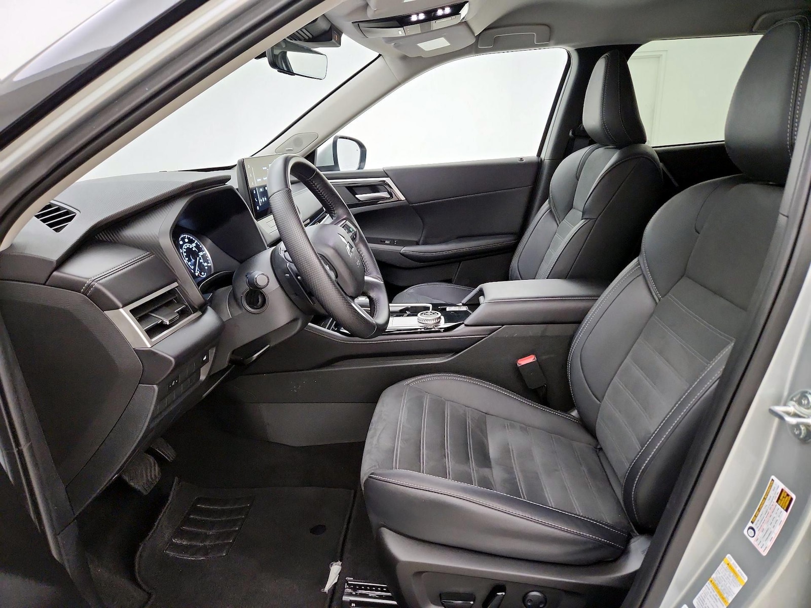 2025 Mitsubishi Outlander Trail Edition - Photo 12