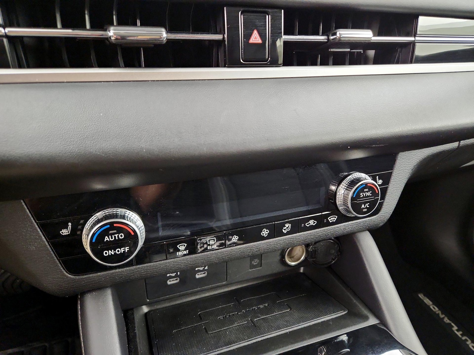 2025 Mitsubishi Outlander Trail Edition - Photo 18
