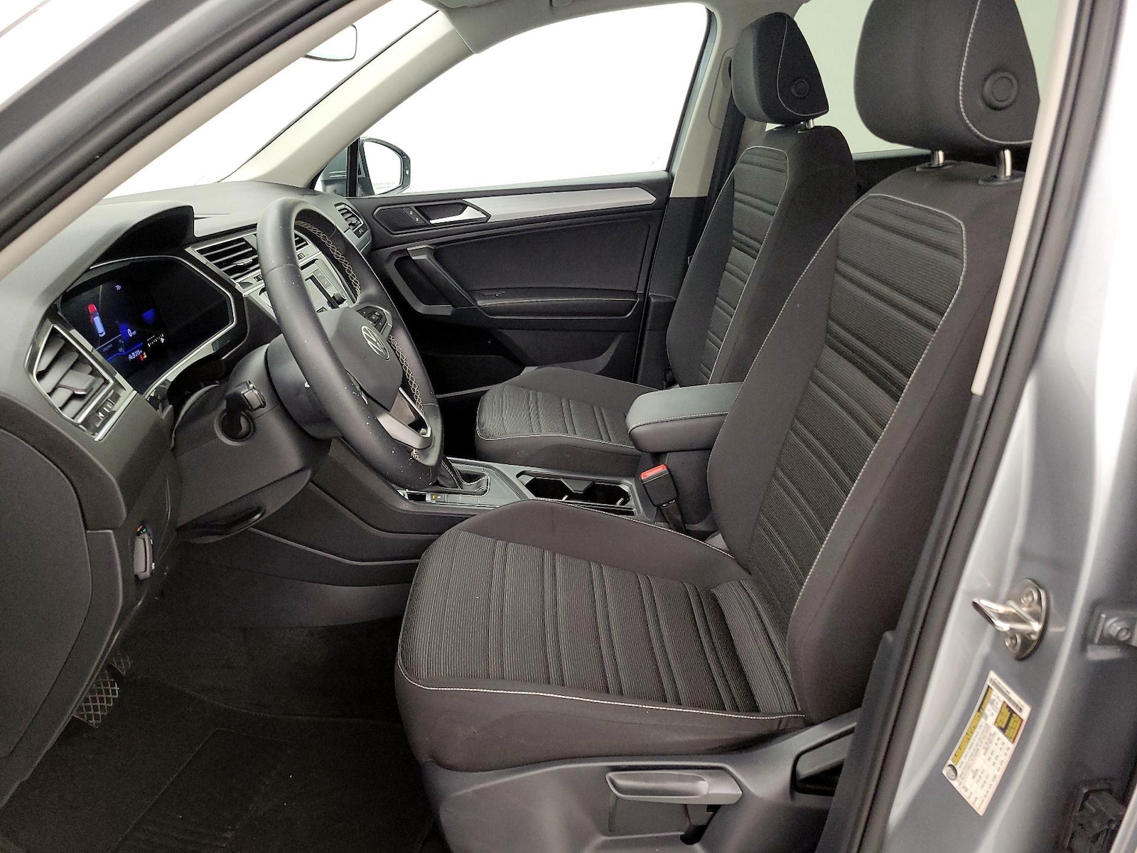 2023 Volkswagen Tiguan S - Photo 12