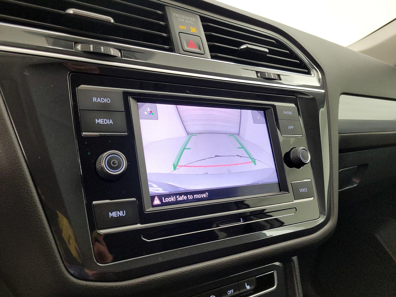 2023 Volkswagen Tiguan S - Photo 15