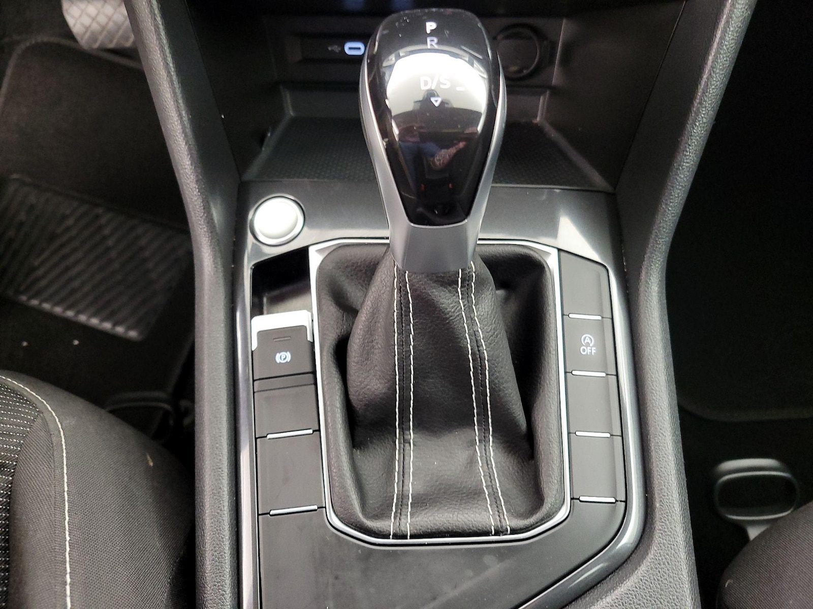 2023 Volkswagen Tiguan S - Photo 18