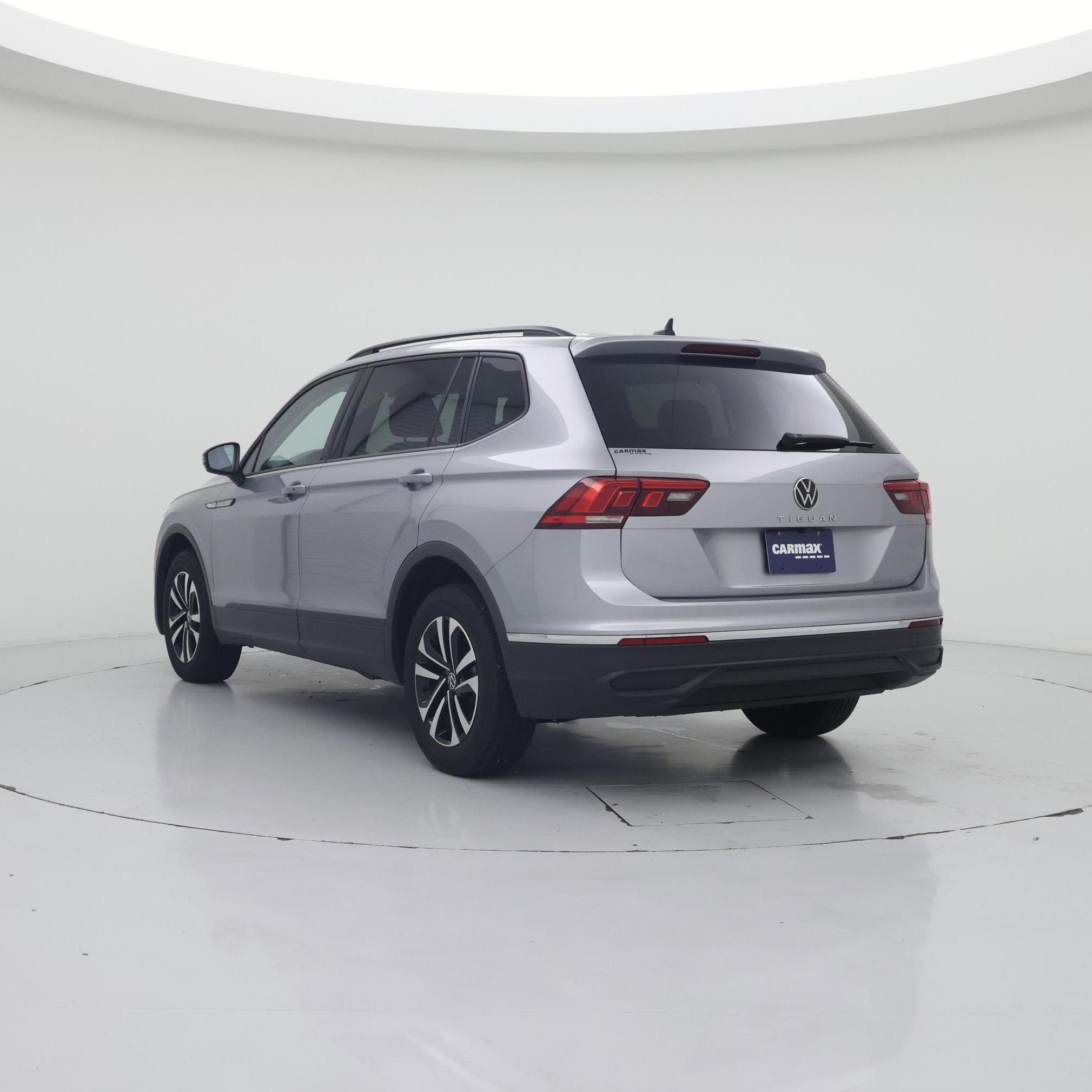 Thumbnail: 2023 Volkswagen Tiguan - 2