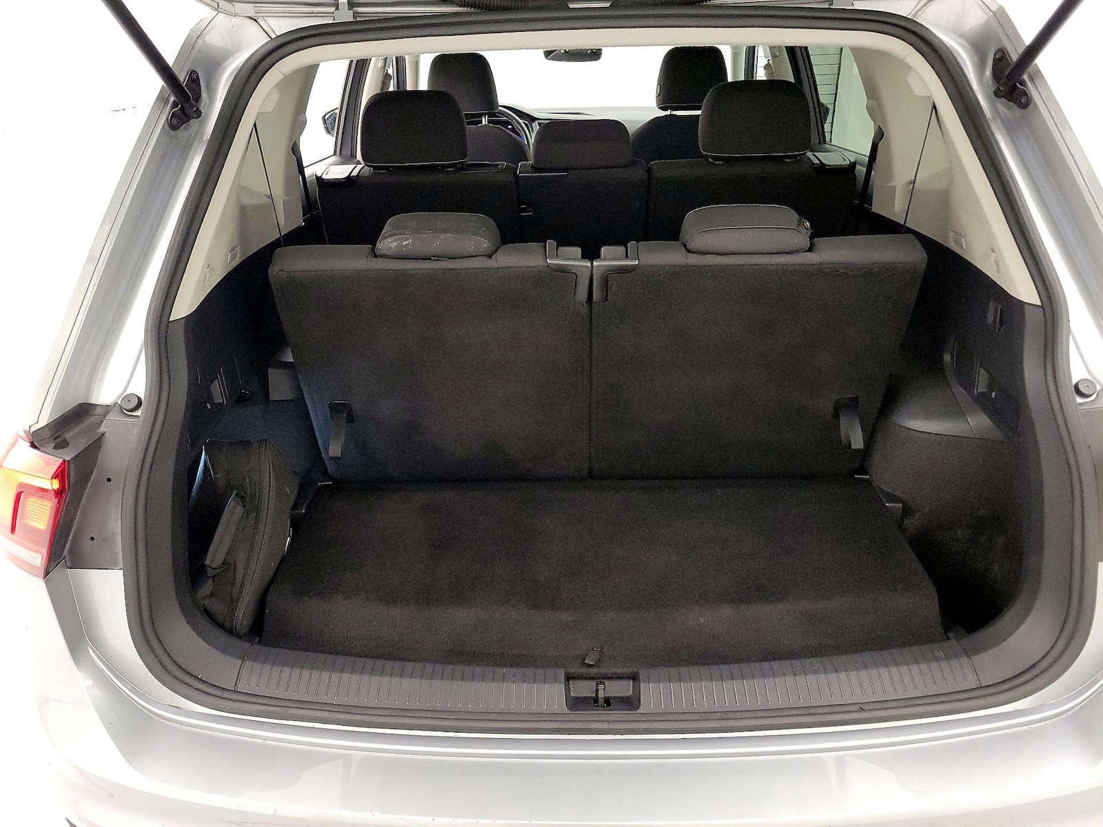 2023 Volkswagen Tiguan S - Photo 22