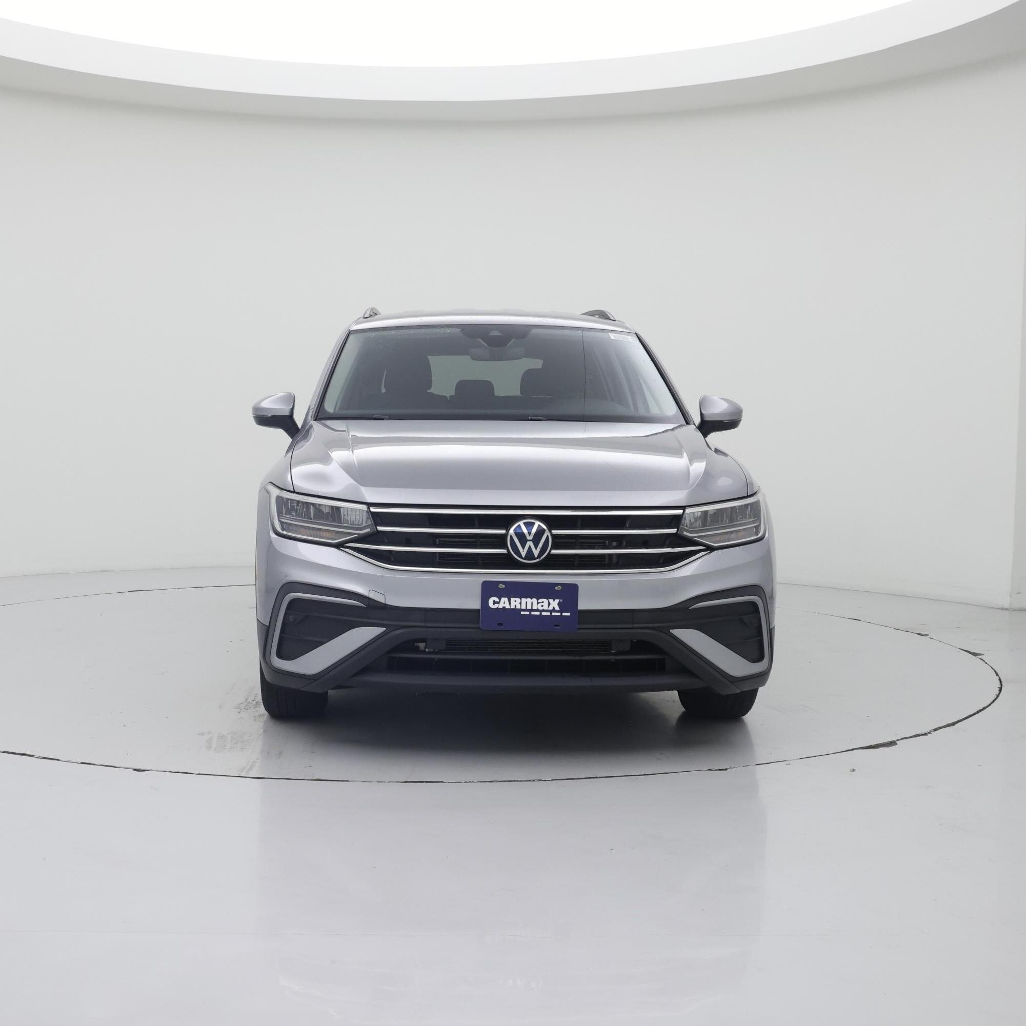 Thumbnail: 2023 Volkswagen Tiguan - 5