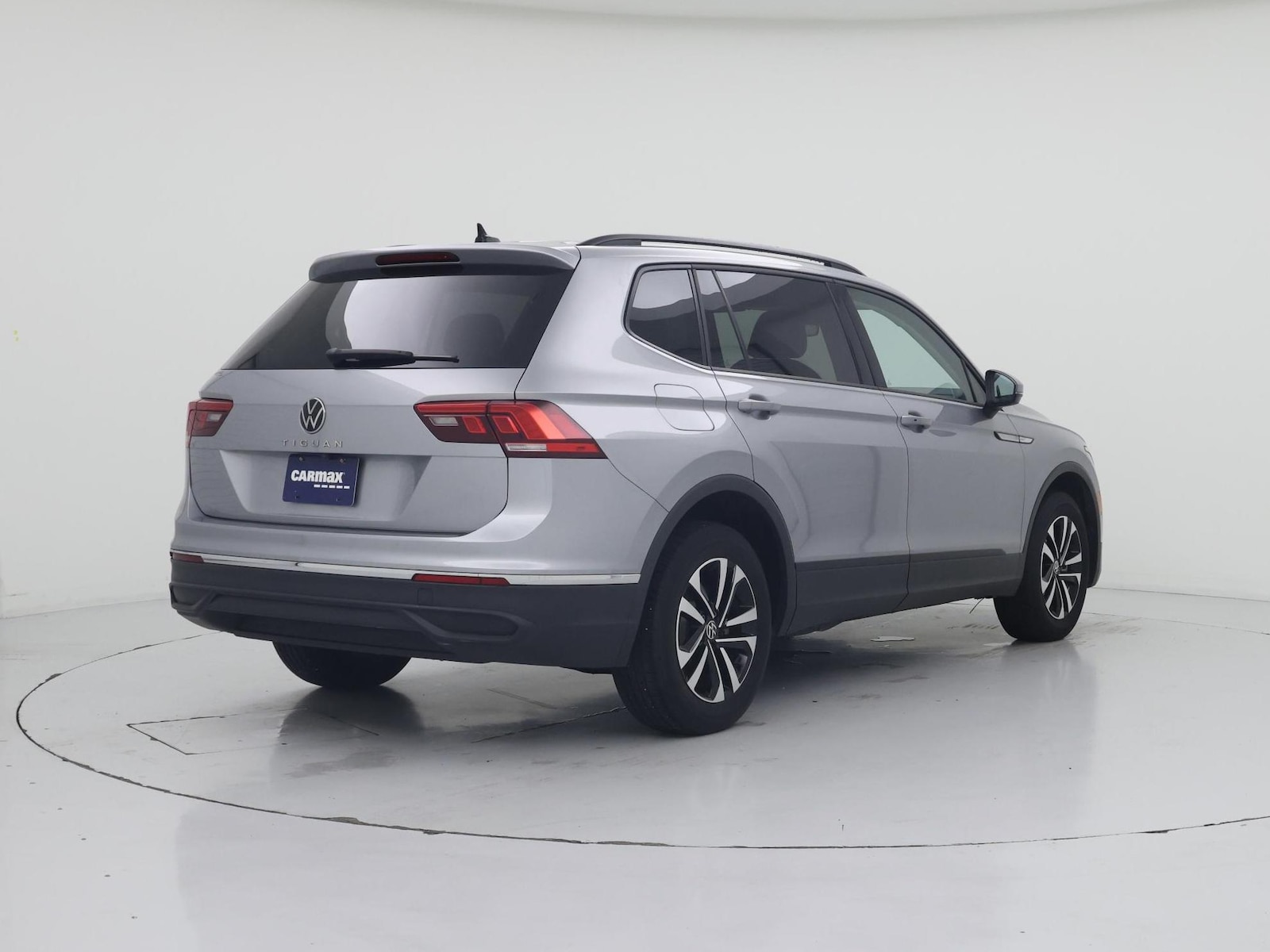 2023 Volkswagen Tiguan S - Photo 9
