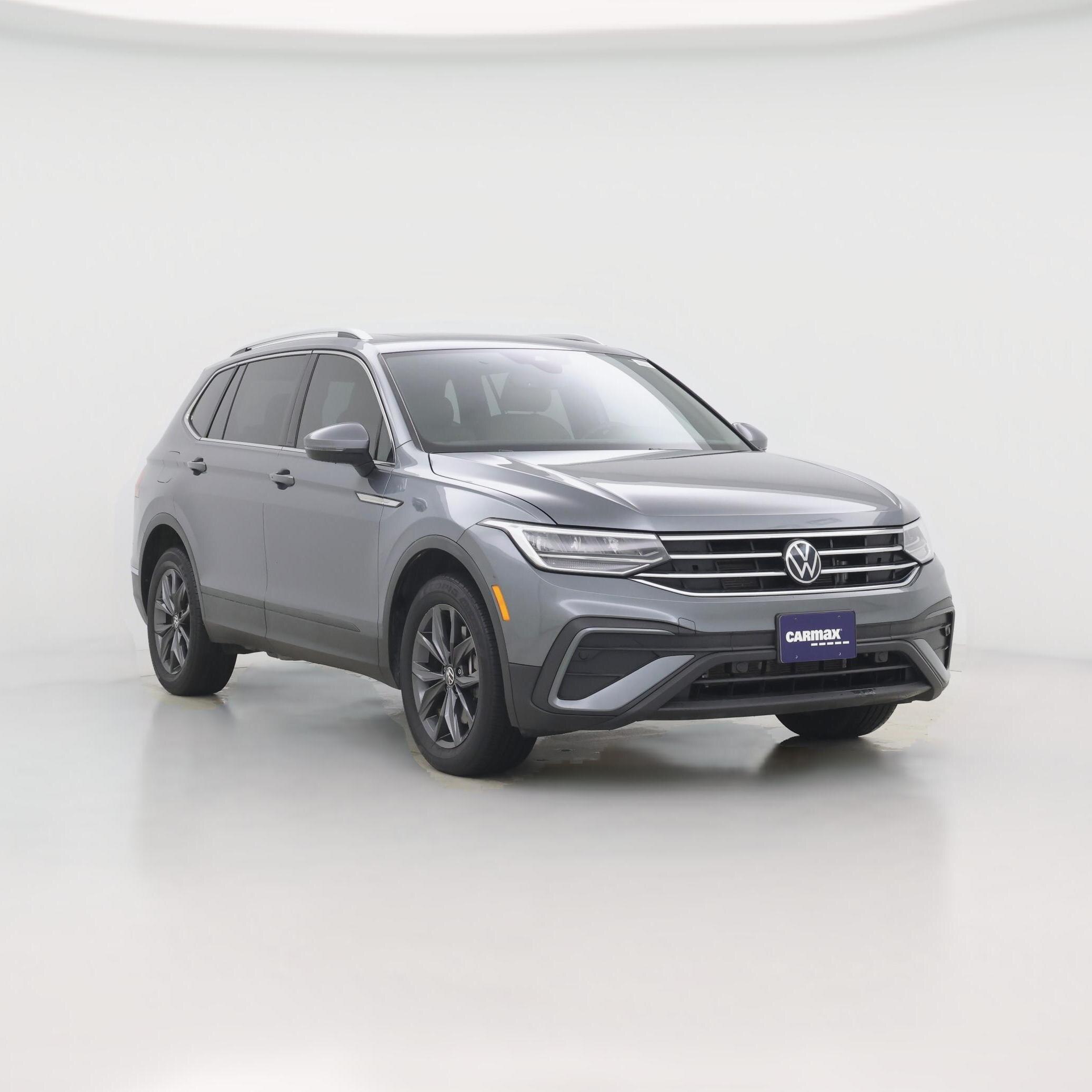 Thumbnail: 2022 Volkswagen Tiguan - 1