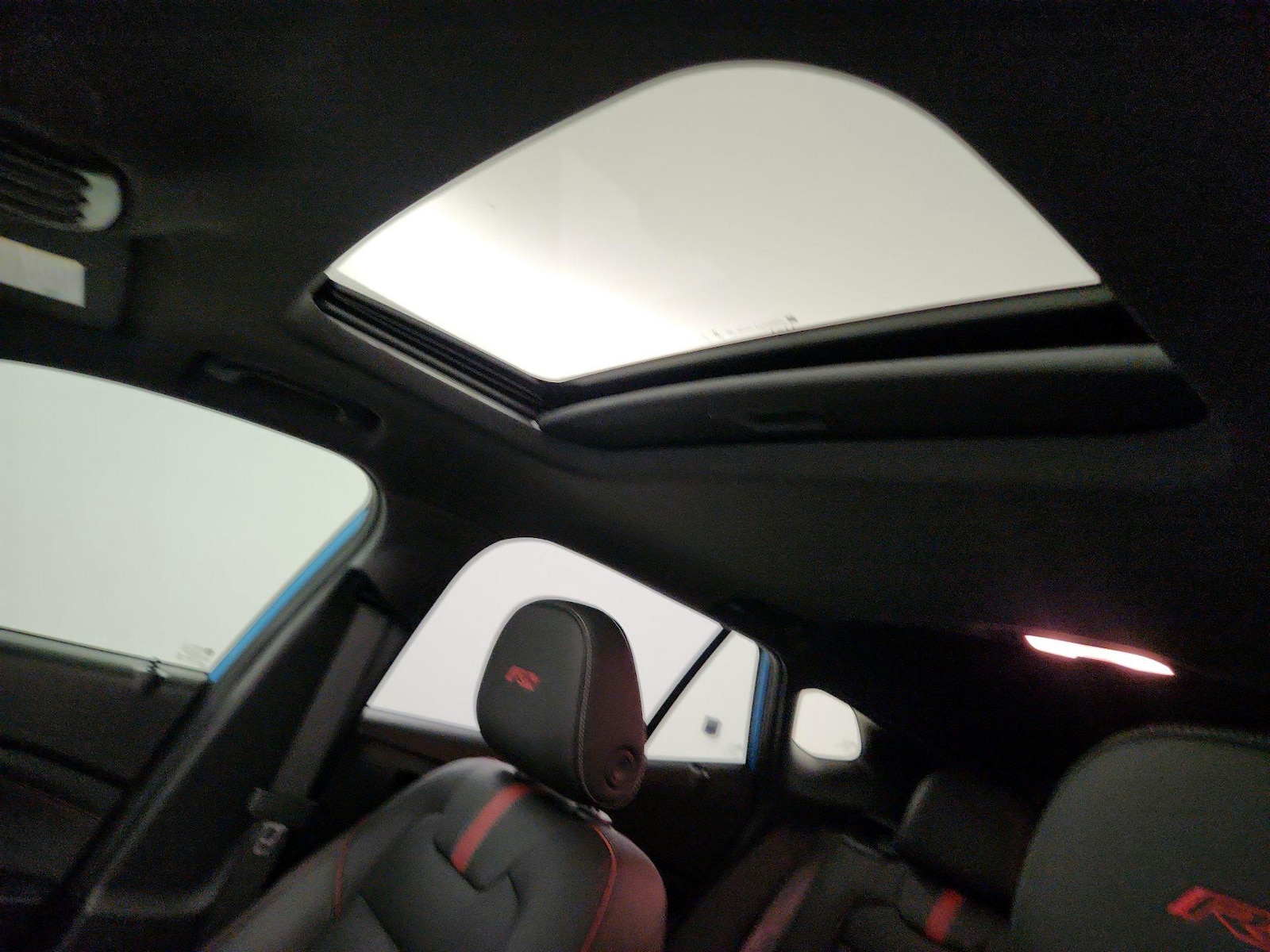 2025 Chevrolet Trax RS - Photo 20