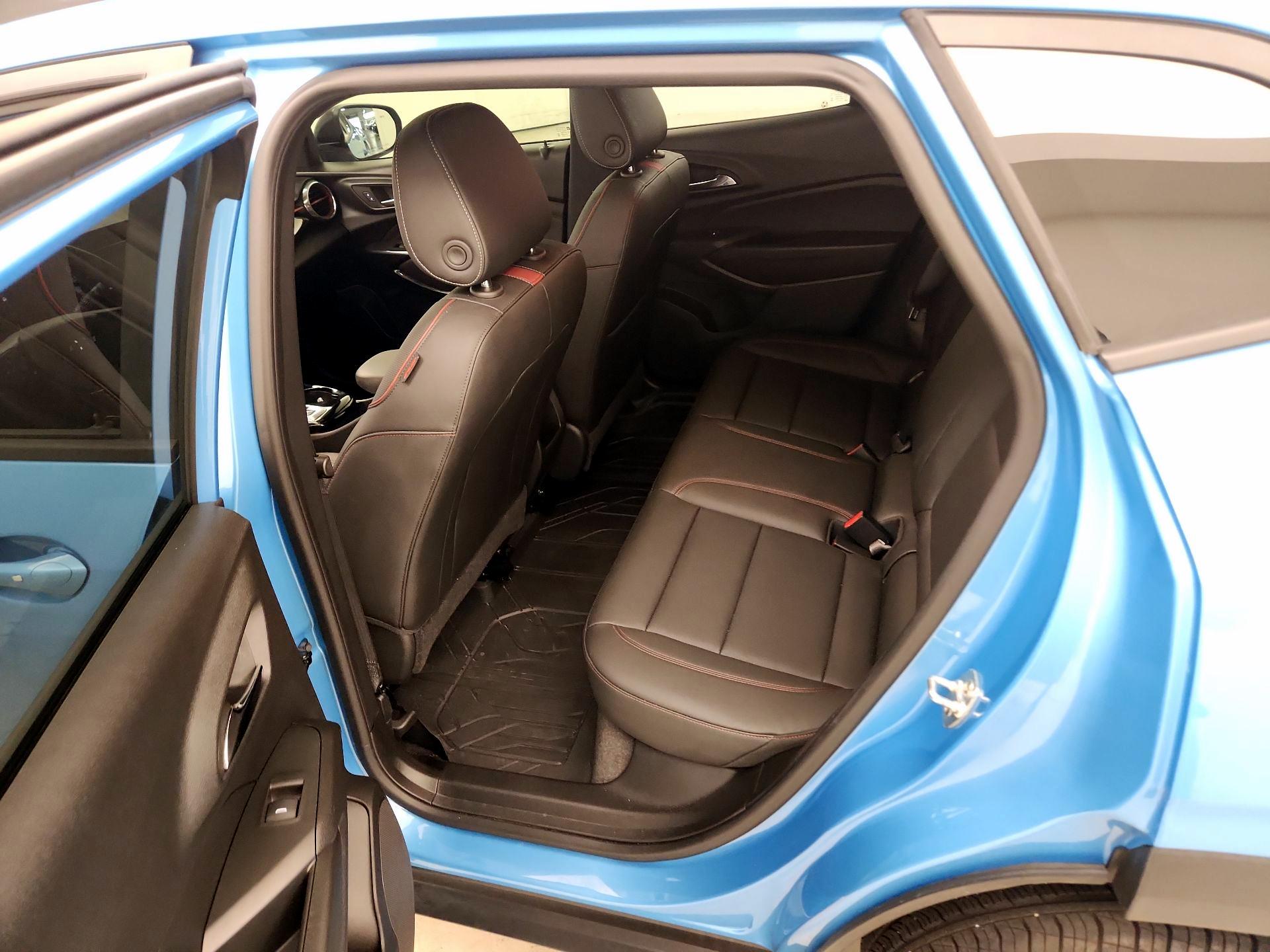 Thumbnail: 2025 Chevrolet Trax - 20