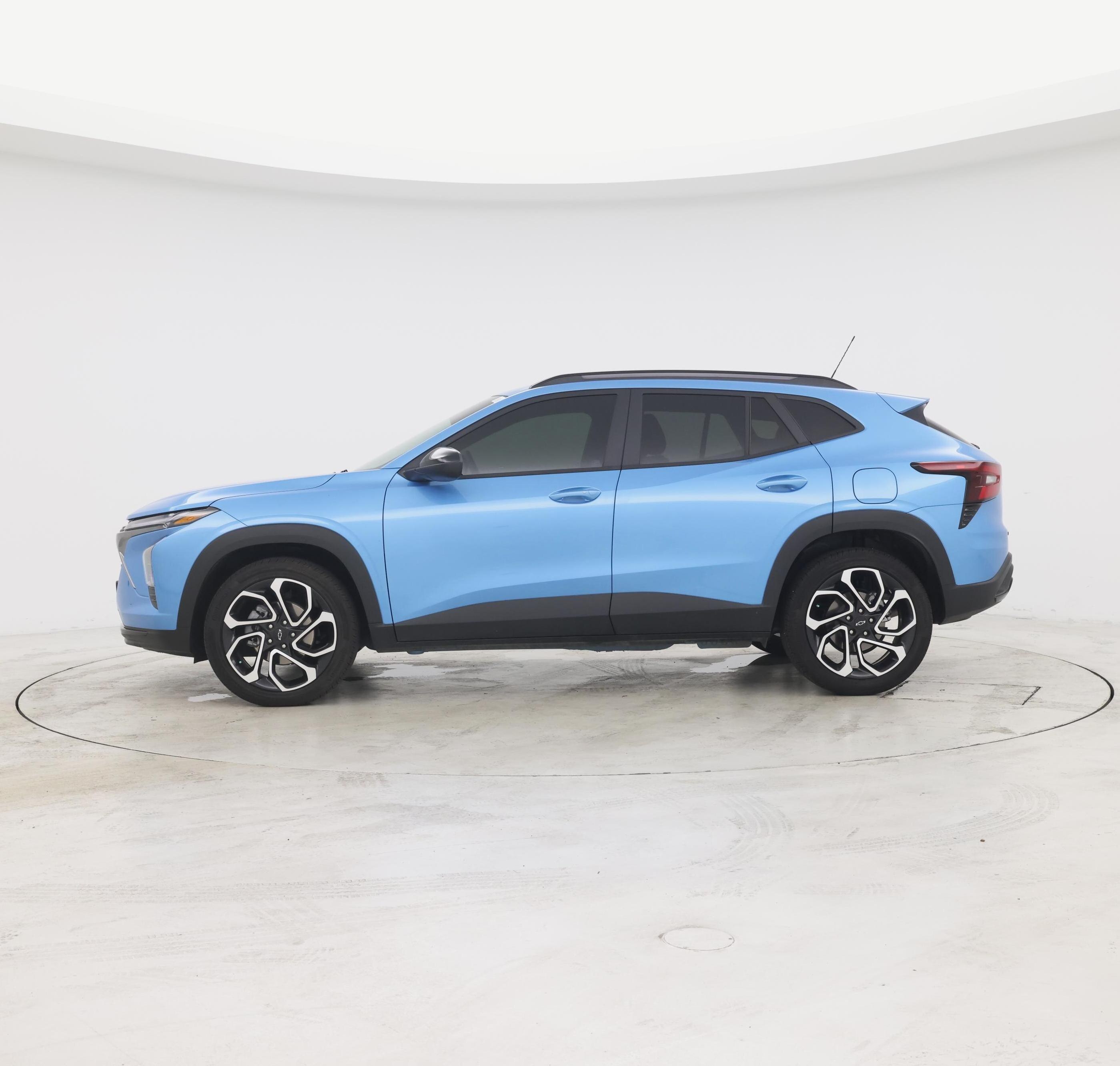 Thumbnail: 2025 Chevrolet Trax - 3