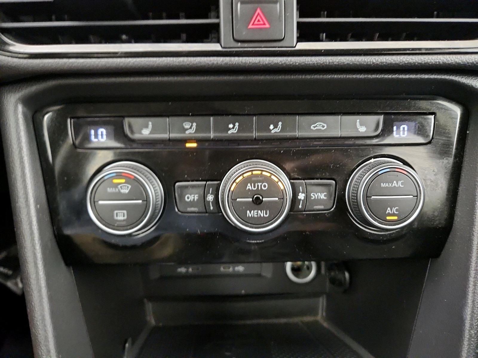 2024 Volkswagen Taos SE - Photo 17
