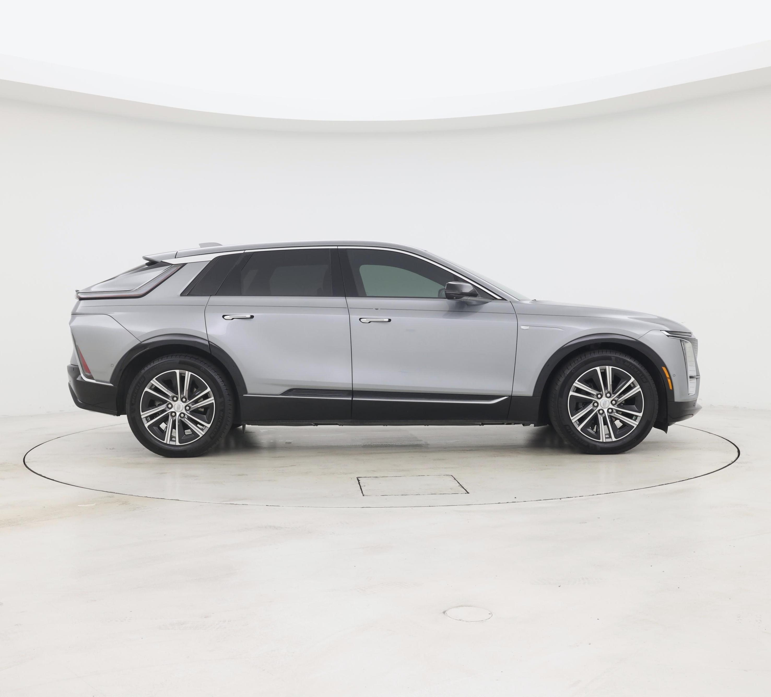 Thumbnail: 2024 Cadillac Lyriq - 7