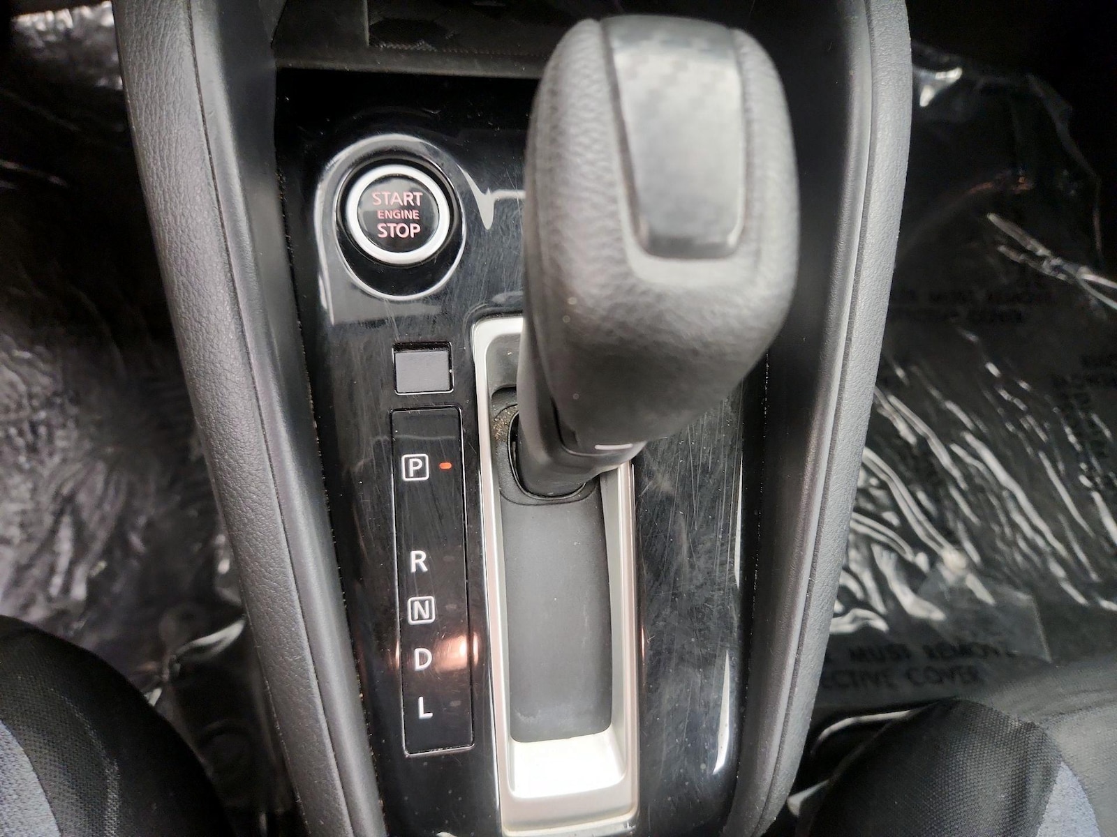 2023 Nissan Versa Sedan SV - Photo 17