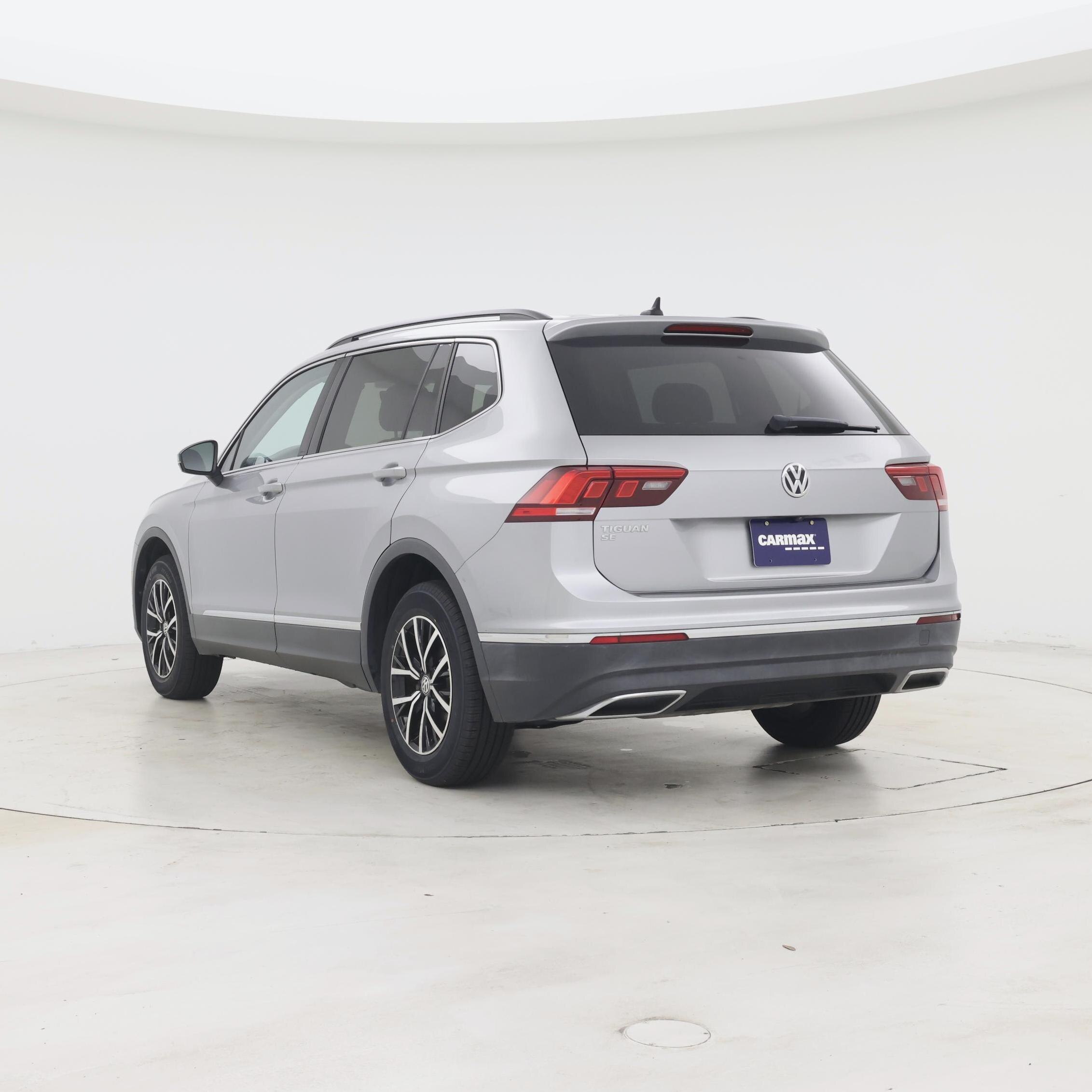 Thumbnail: 2021 Volkswagen Tiguan - 2