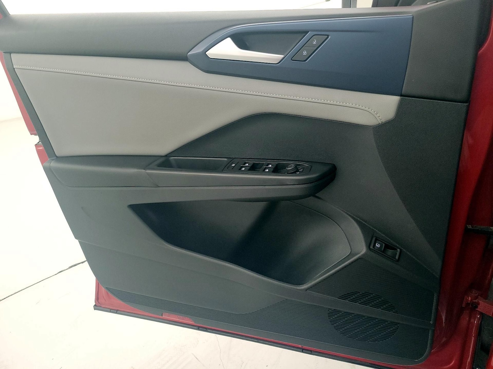 2023 Volkswagen Taos SE - Photo 13