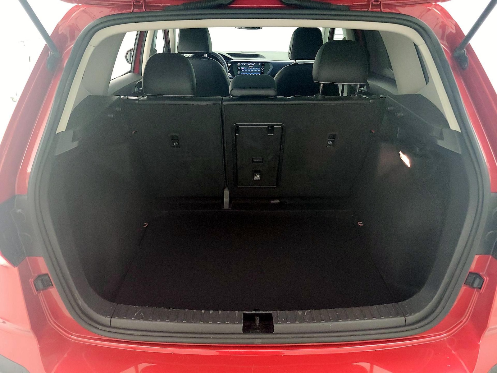 2023 Volkswagen Taos SE - Photo 22