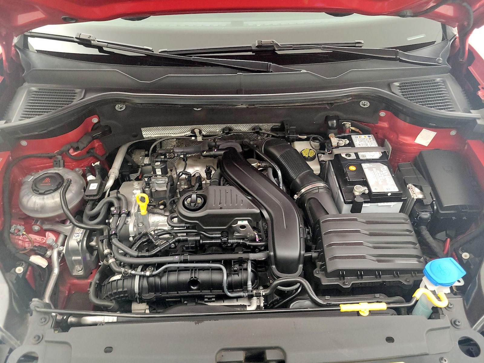 2023 Volkswagen Taos SE - Photo 23
