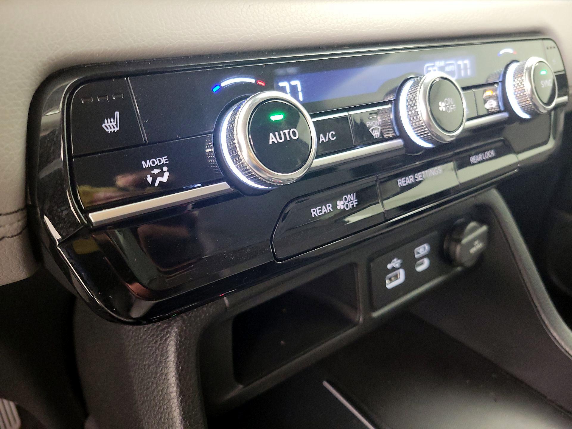 Thumbnail: 2025 Honda Pilot - 16