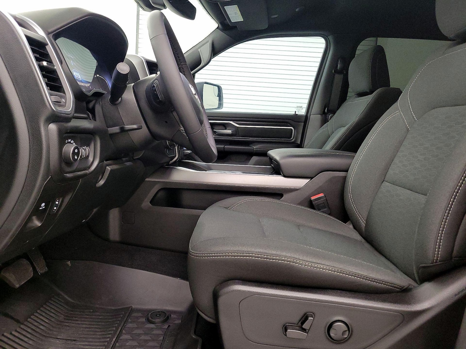 2025 RAM Ram 1500 Pickup Big Horn/Lone Star - Photo 12