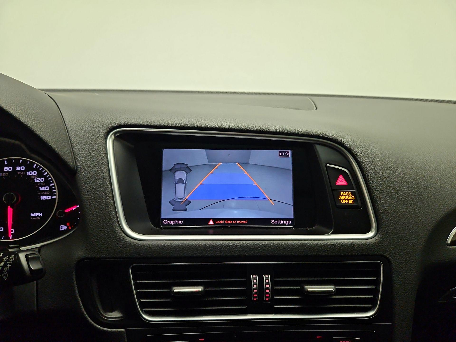 Thumbnail: 2016 Audi Q5 - 13