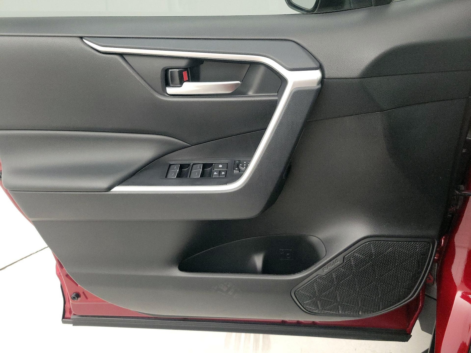 2024 Toyota RAV4 XLE Premium - Photo 13