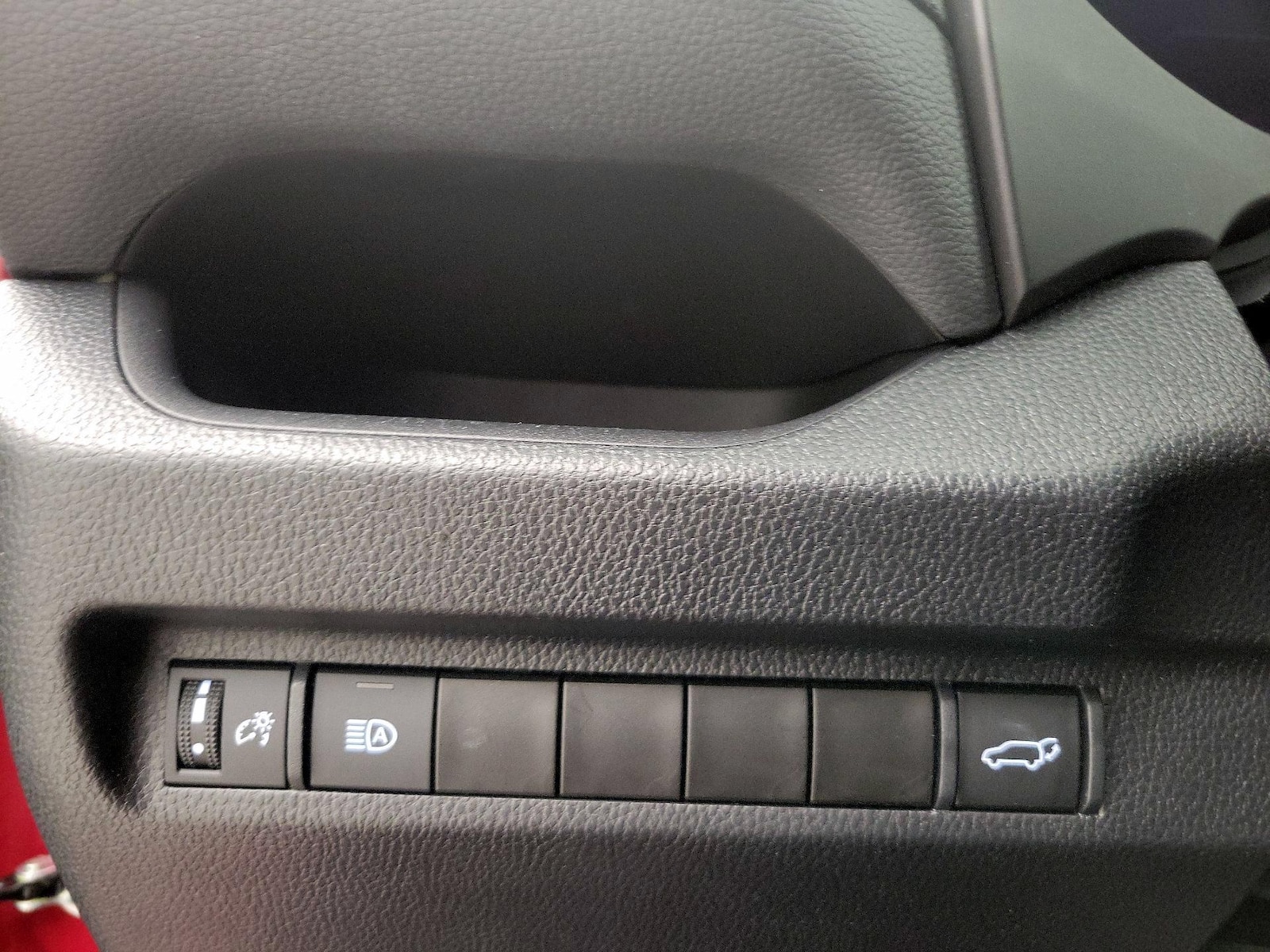 2024 Toyota RAV4 XLE Premium - Photo 14