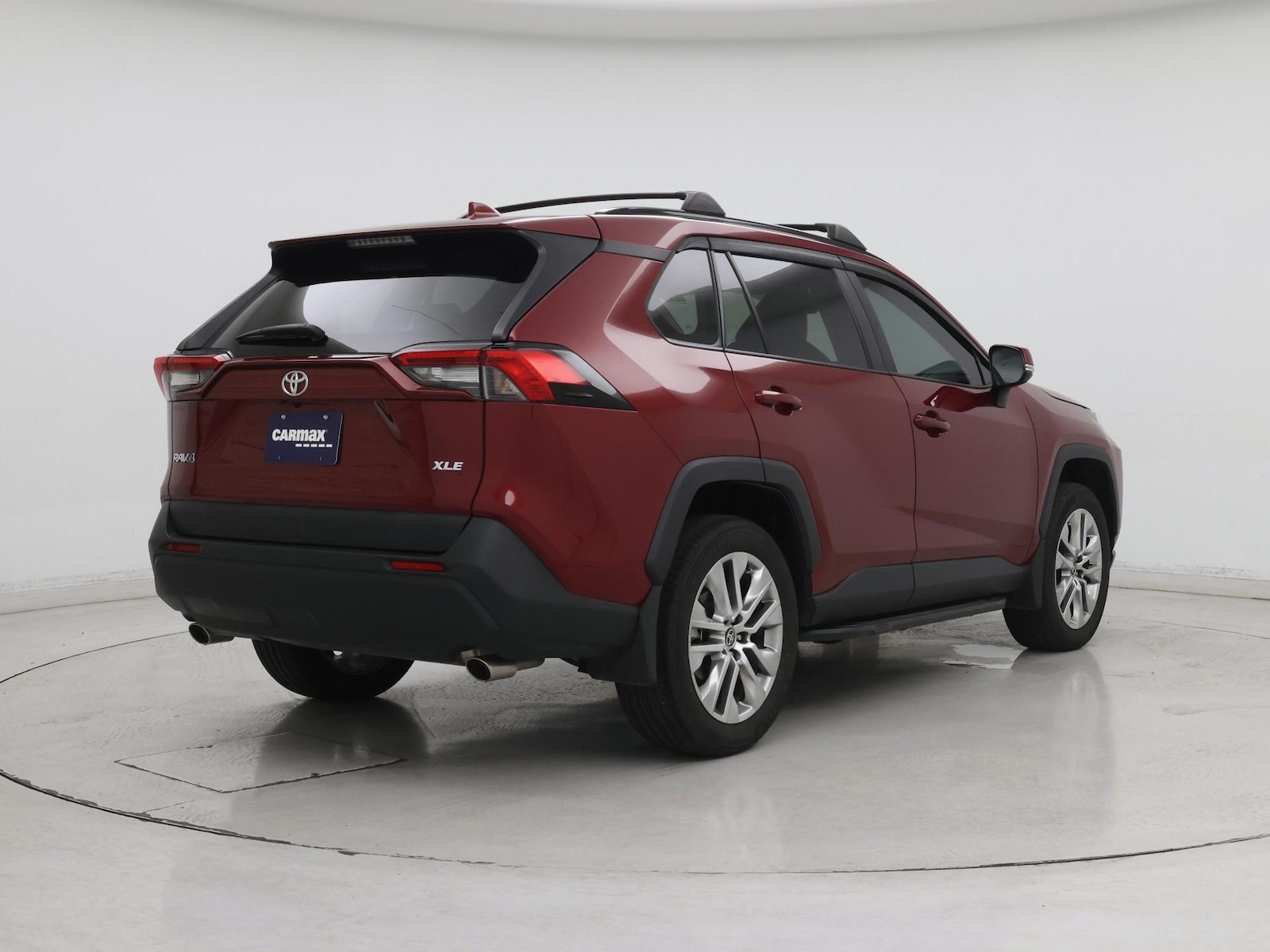 2024 Toyota RAV4 XLE Premium - Photo 9
