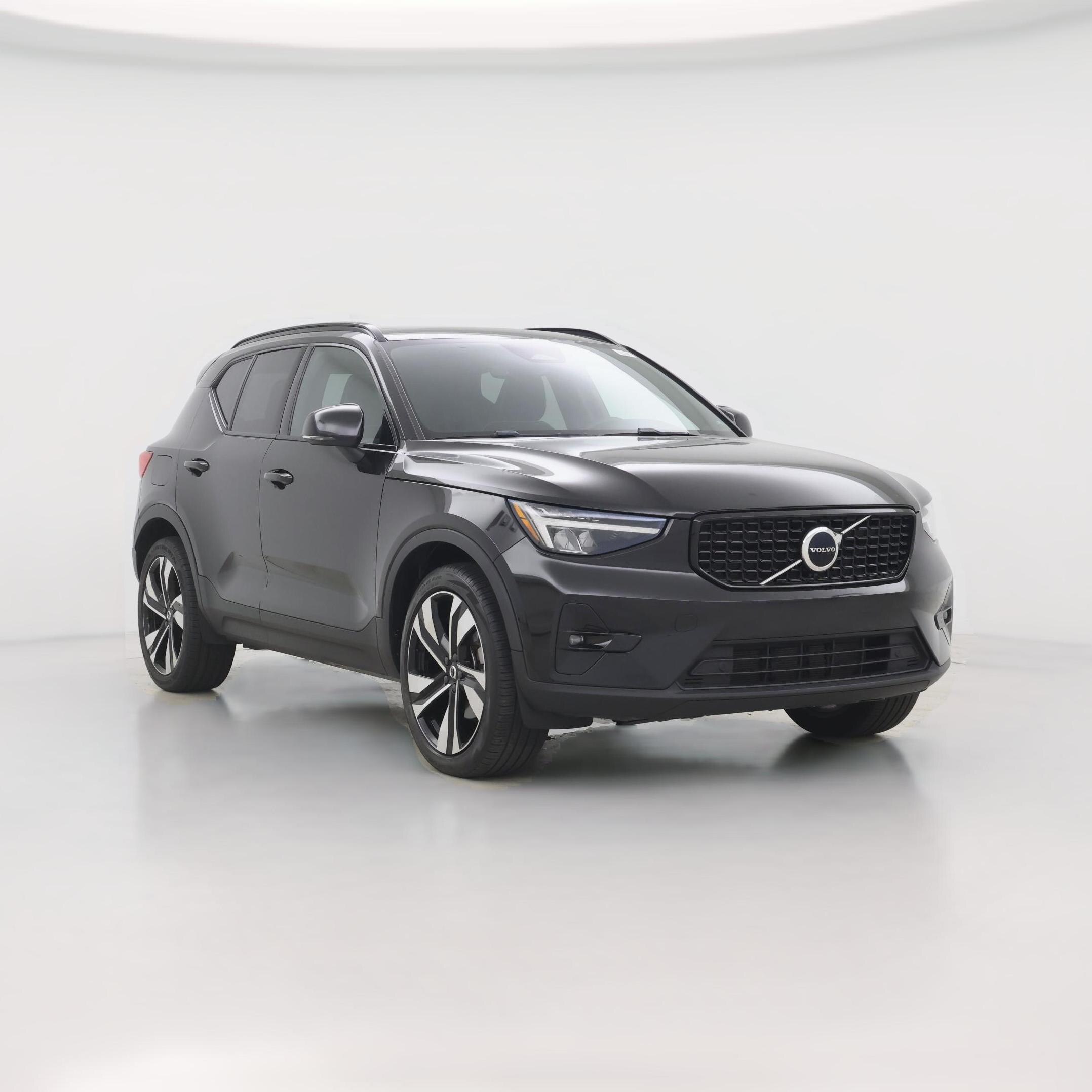 Thumbnail: 2023 Volvo XC40 - 1