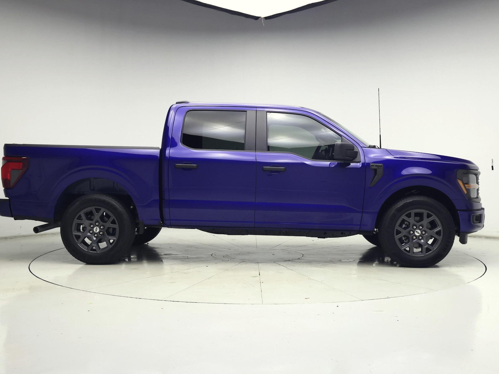2026 Ford F-150 STX - Photo 8