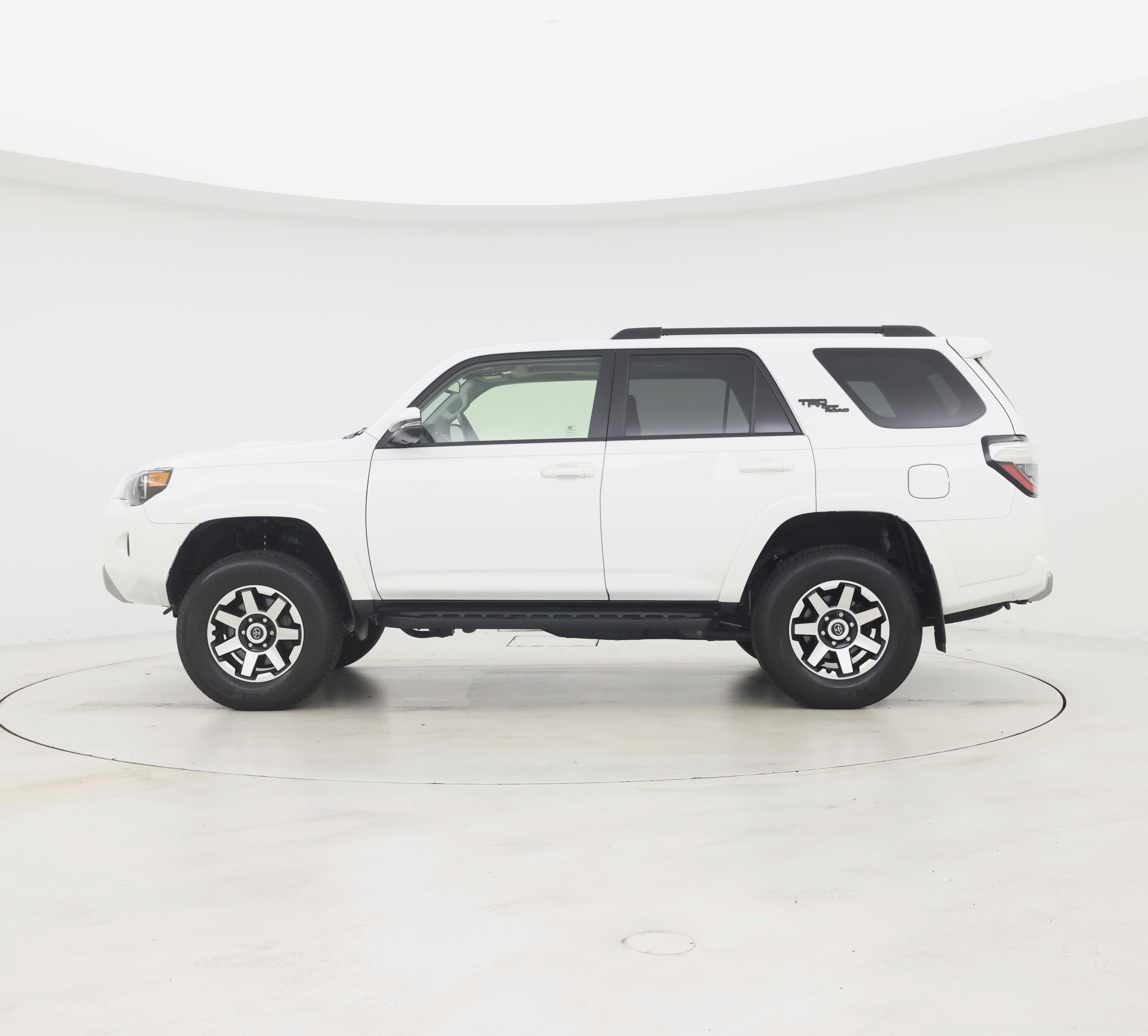 Thumbnail: 2024 Toyota 4Runner - 3