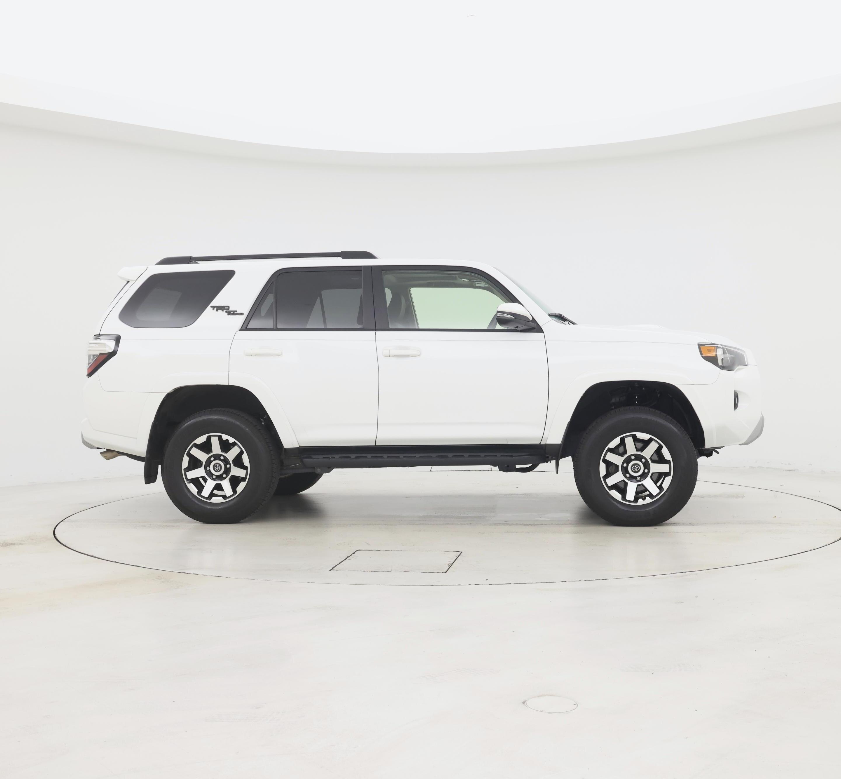 Thumbnail: 2024 Toyota 4Runner - 7