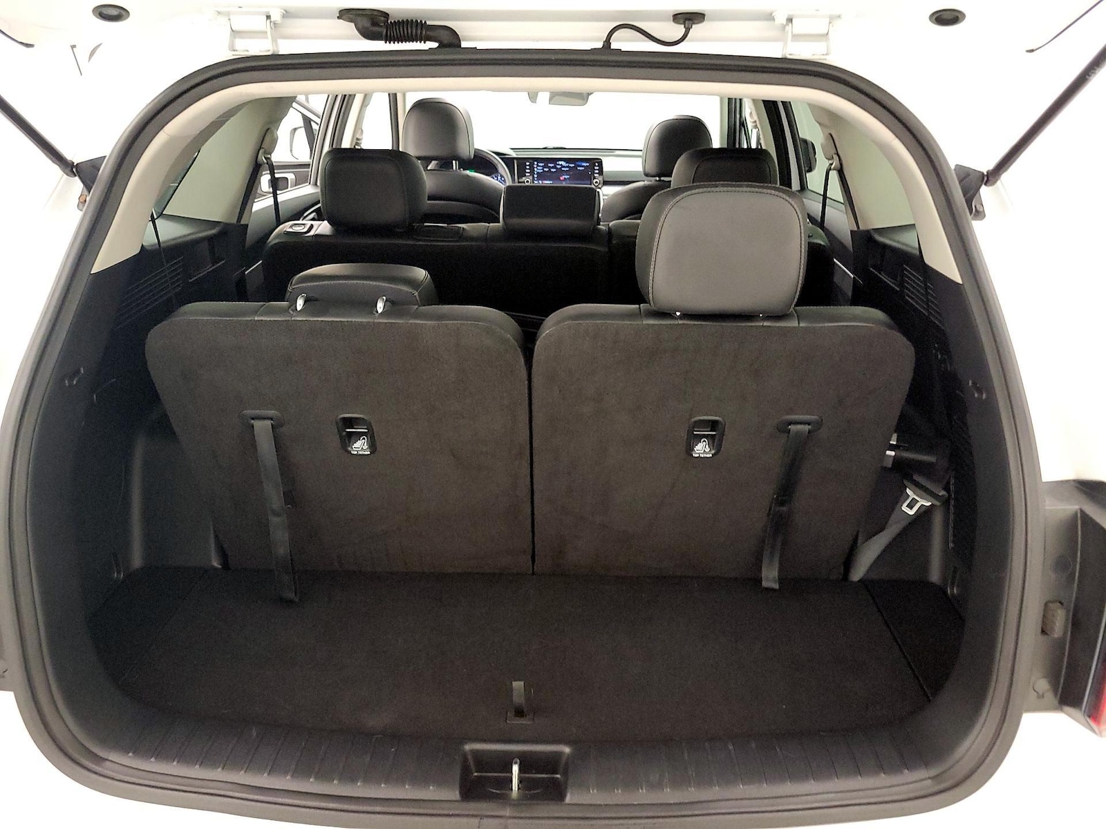 2023 Kia Sorento S - Photo 23