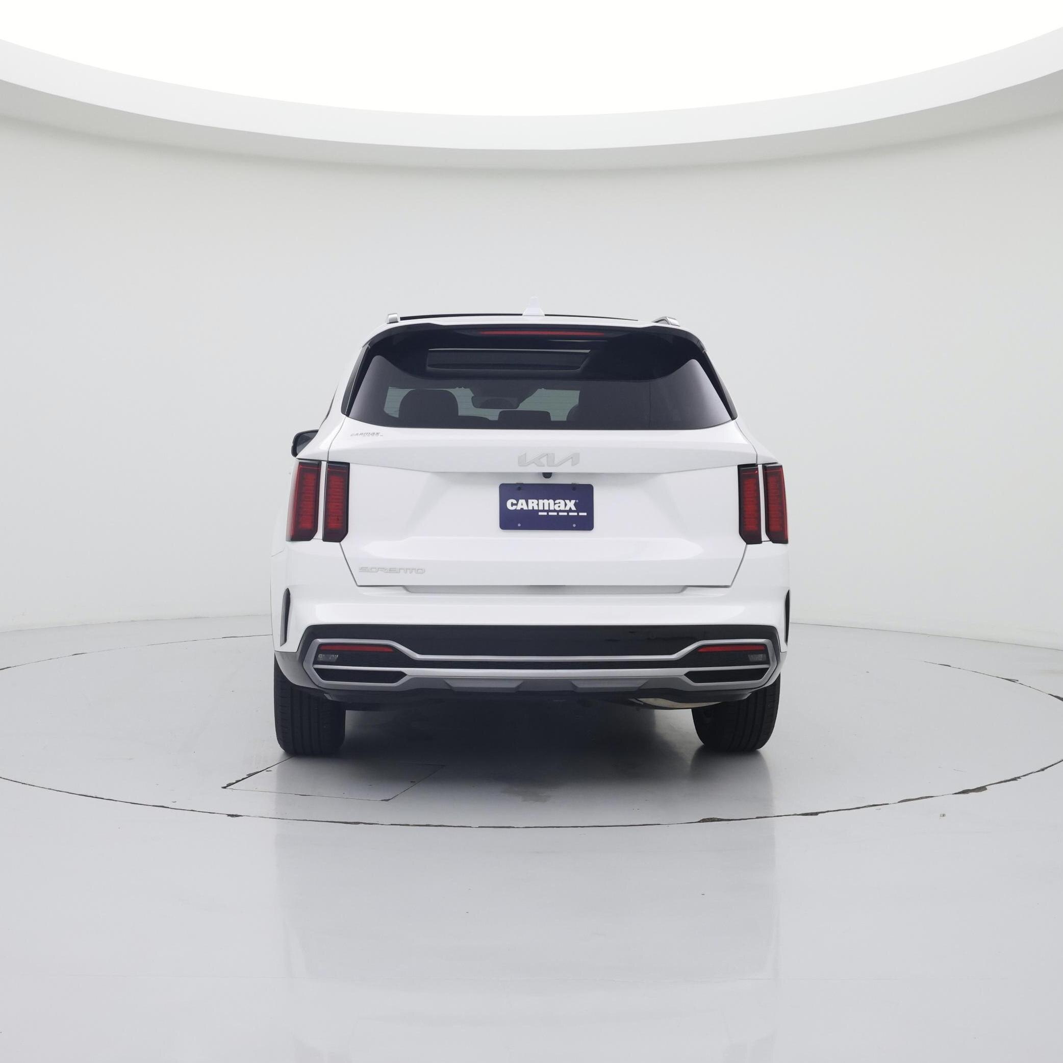 Thumbnail: 2023 Kia Sorento - 6