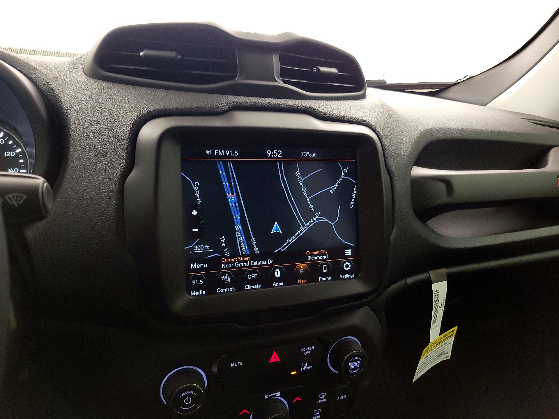Thumbnail: 2022 Jeep Renegade - 14
