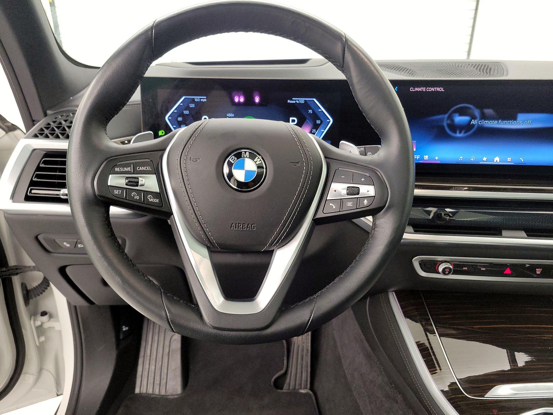 Thumbnail: 2024 BMW X5 - 10