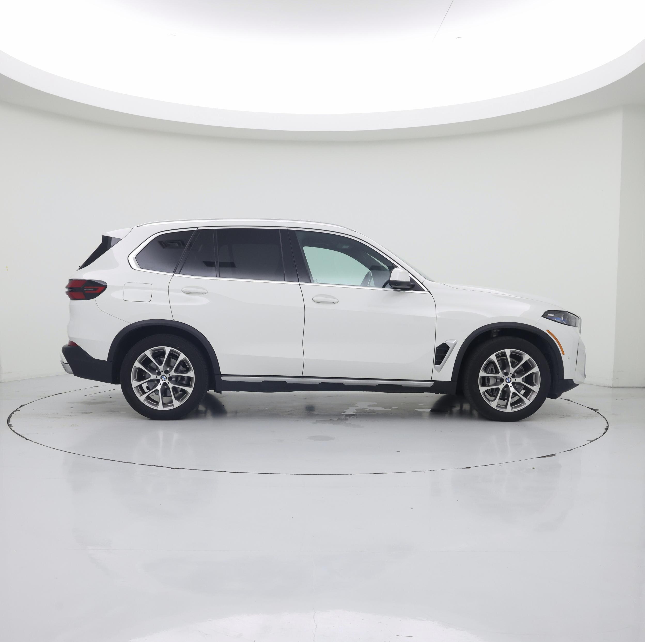 Thumbnail: 2024 BMW X5 - 7