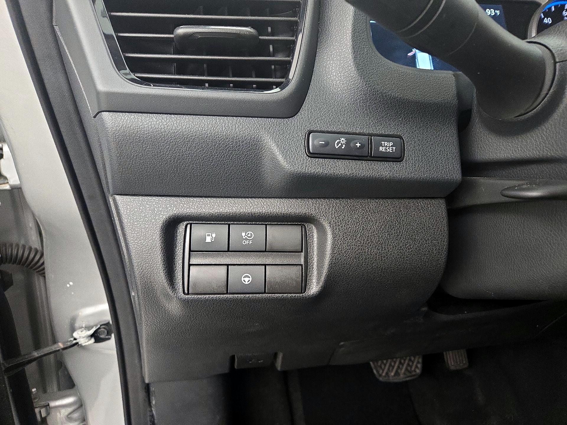 Thumbnail: 2020 Nissan Leaf - 13