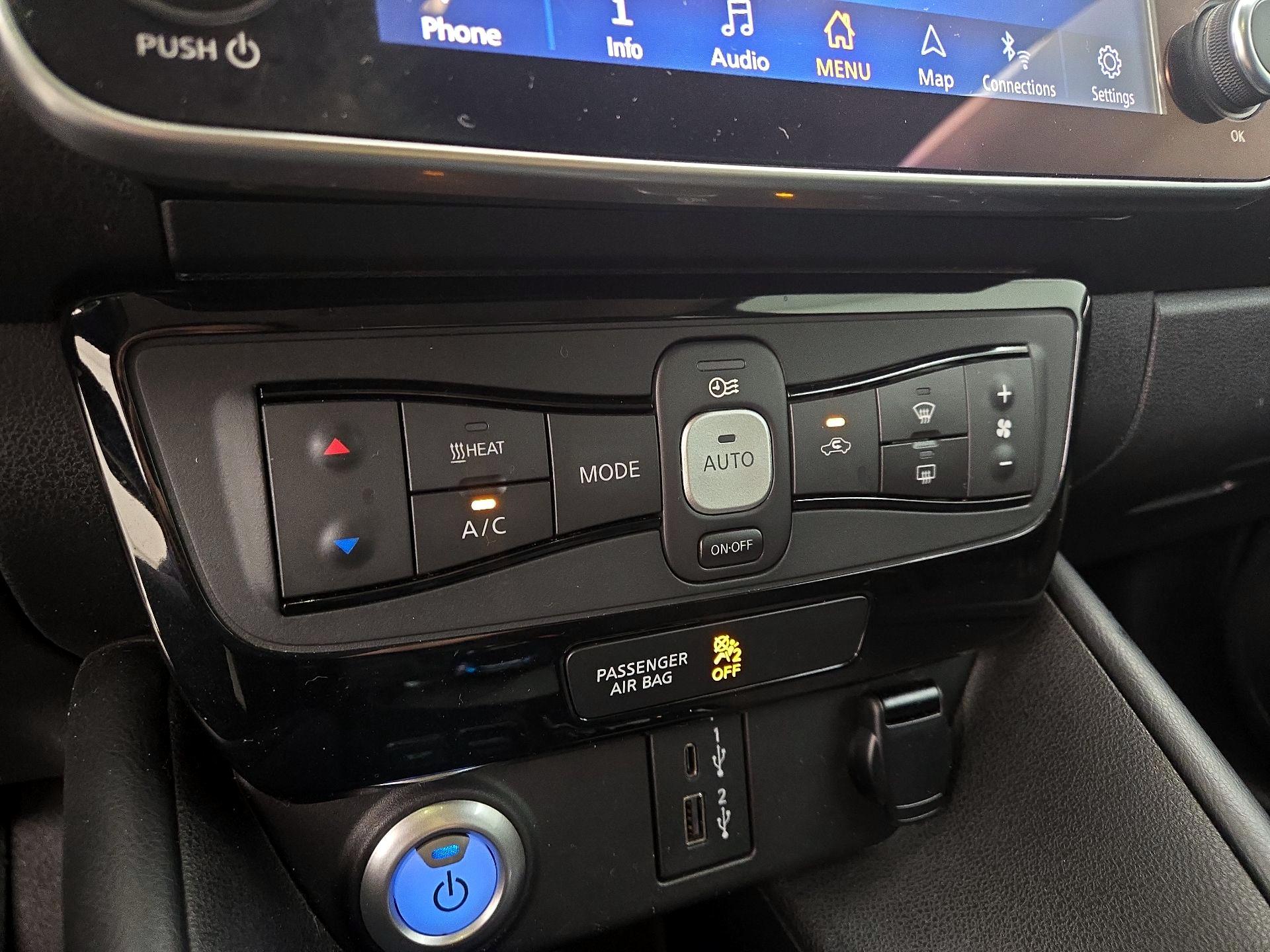 Thumbnail: 2020 Nissan Leaf - 16