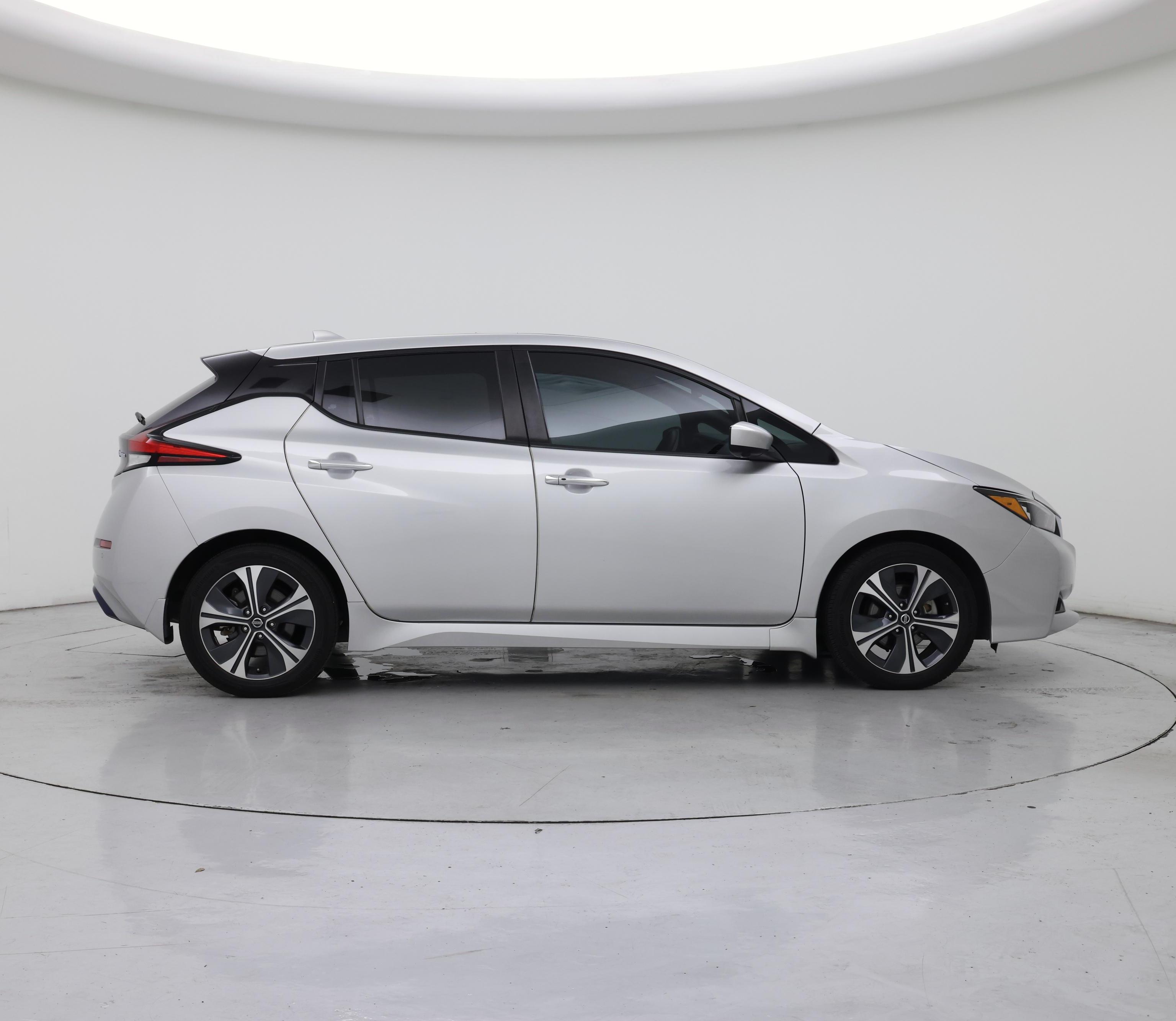 Thumbnail: 2020 Nissan Leaf - 7