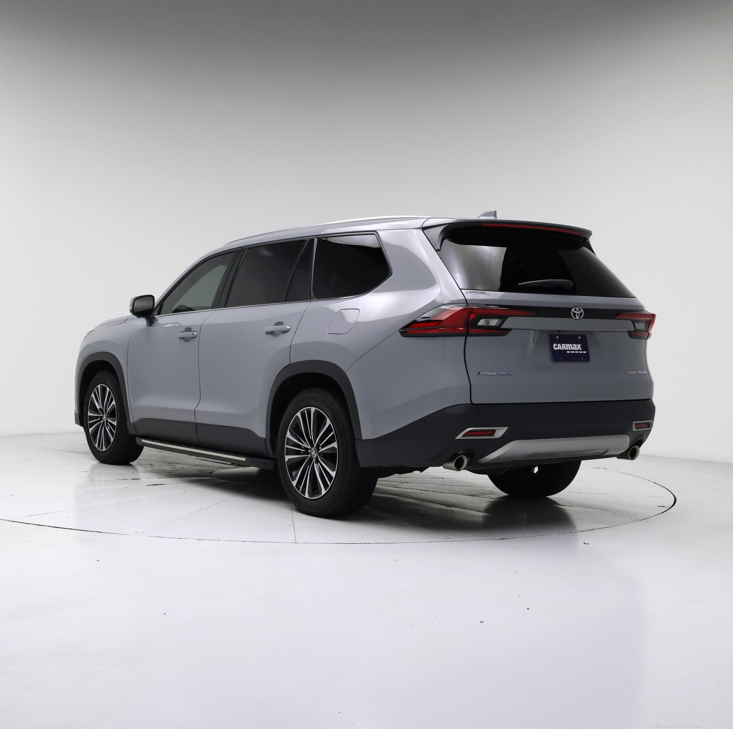 Thumbnail: 2025 Toyota Highlander - 2