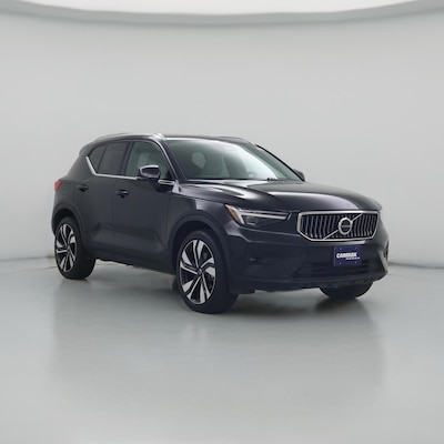 2023 Volvo XC40 B5 Ultimate Bright Theme