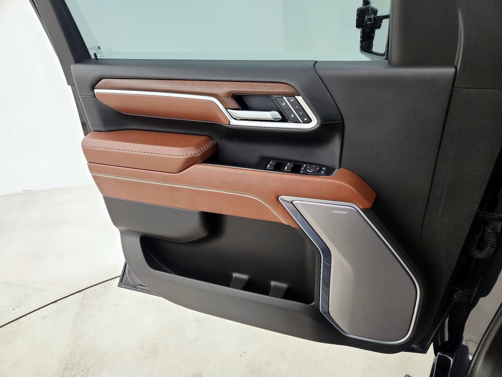 2025 GMC Sierra 2500HD Denali Ultimate - Photo 13