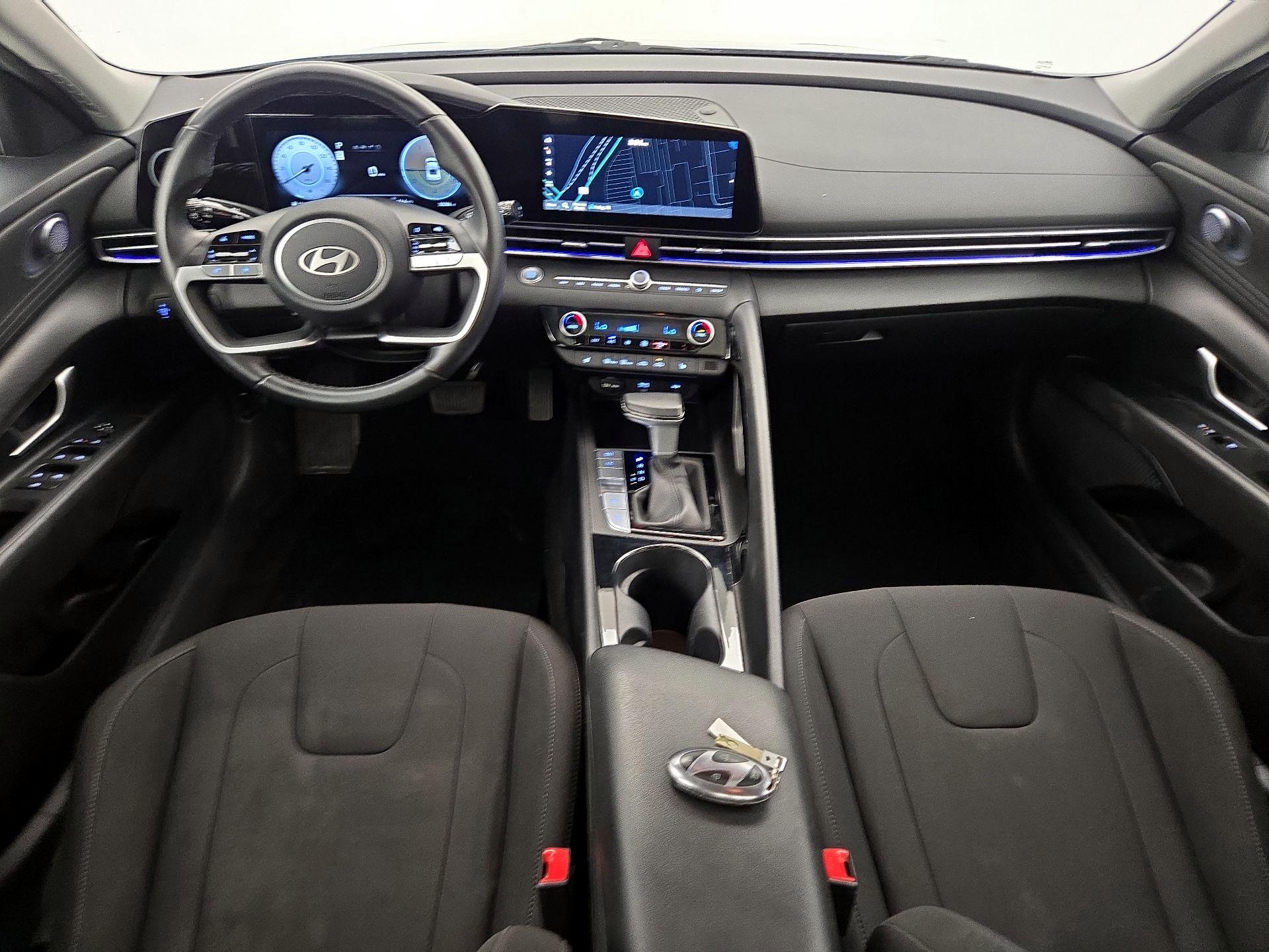 Thumbnail: 2025 Hyundai Elantra - 9