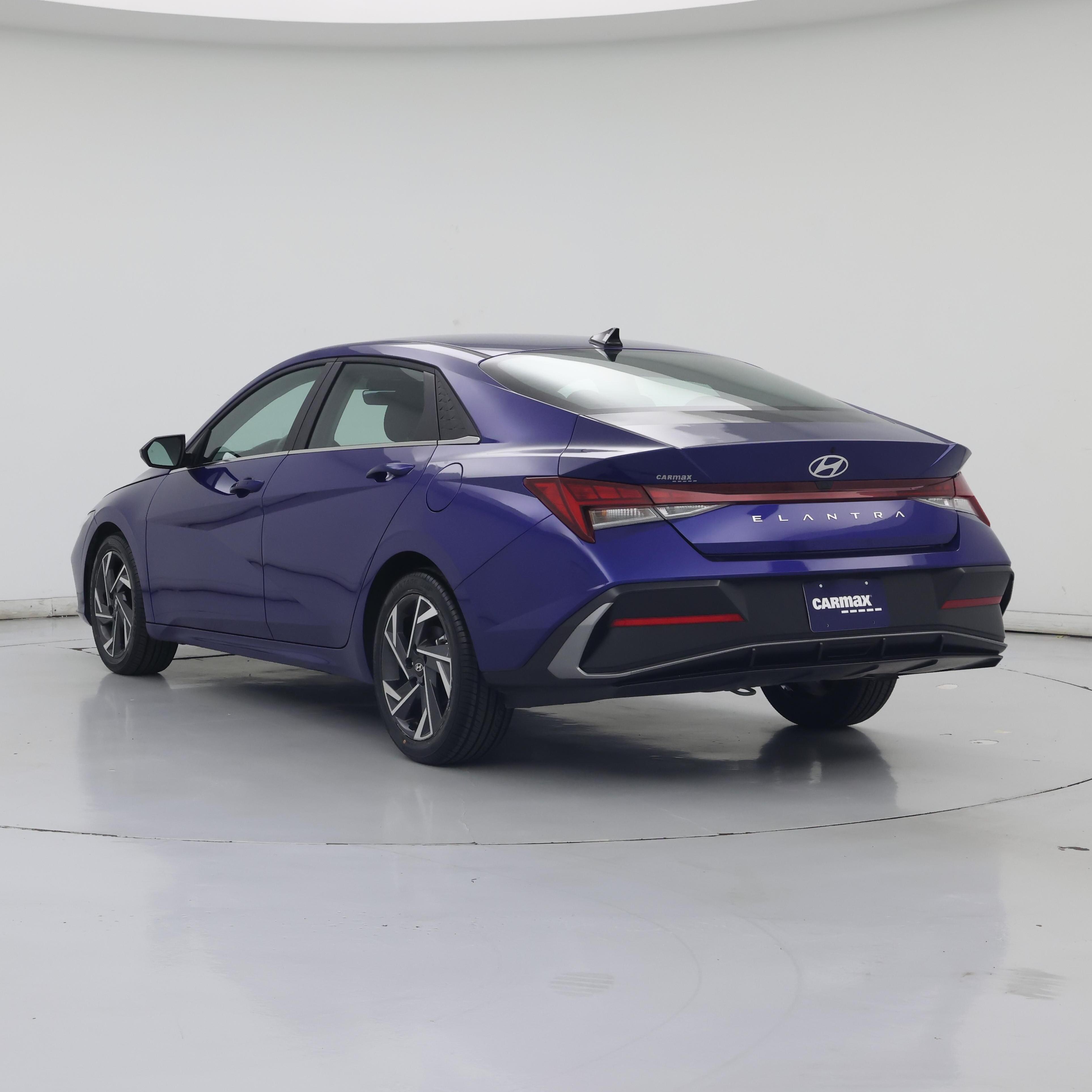 Thumbnail: 2025 Hyundai Elantra - 2