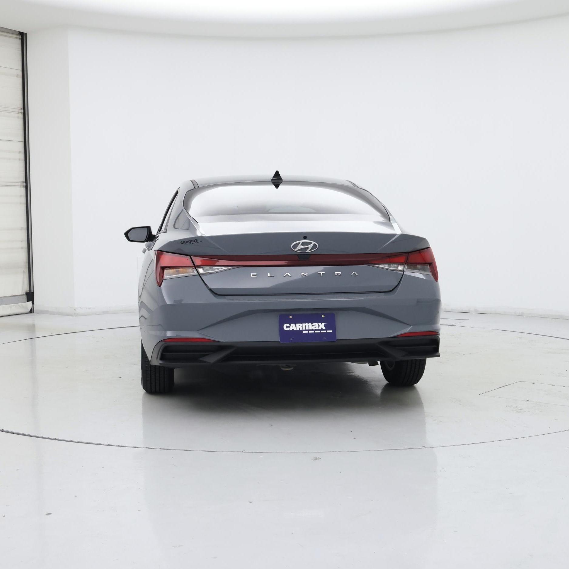 Thumbnail: 2022 Hyundai Elantra - 6