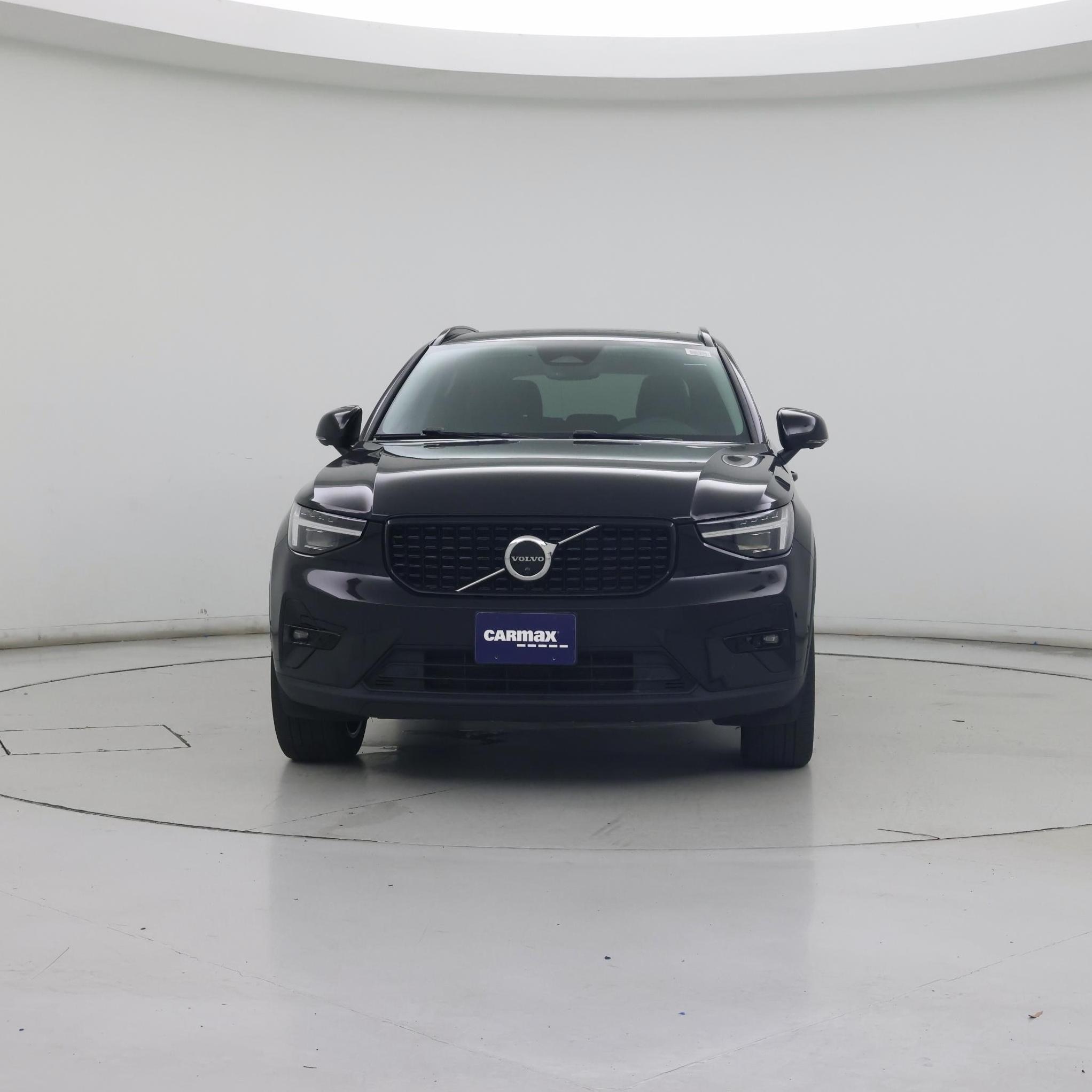 Thumbnail: 2023 Volvo XC40 - 5